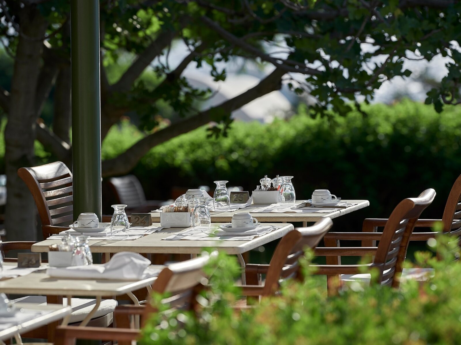 CLUB HOUSE BREAKFAST RESTAURANT