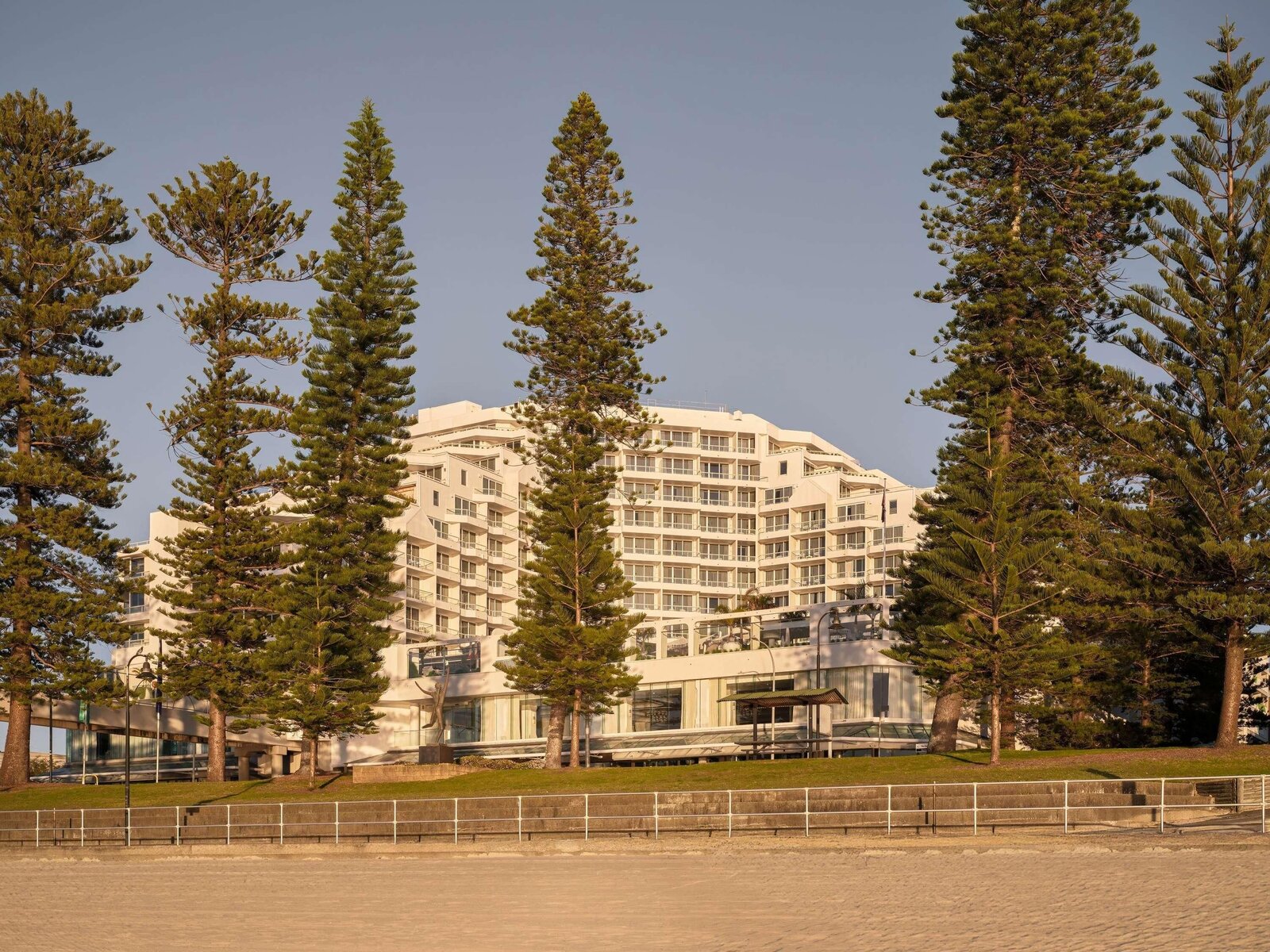 Hotel The Brighton Hotel Sydney - MGallery Collection in Sydney günstig ...