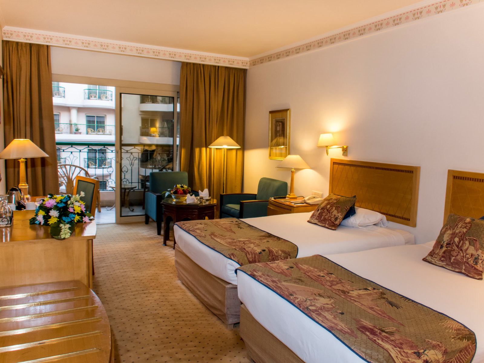 Wohnbeispiel Classic Room - Patio View