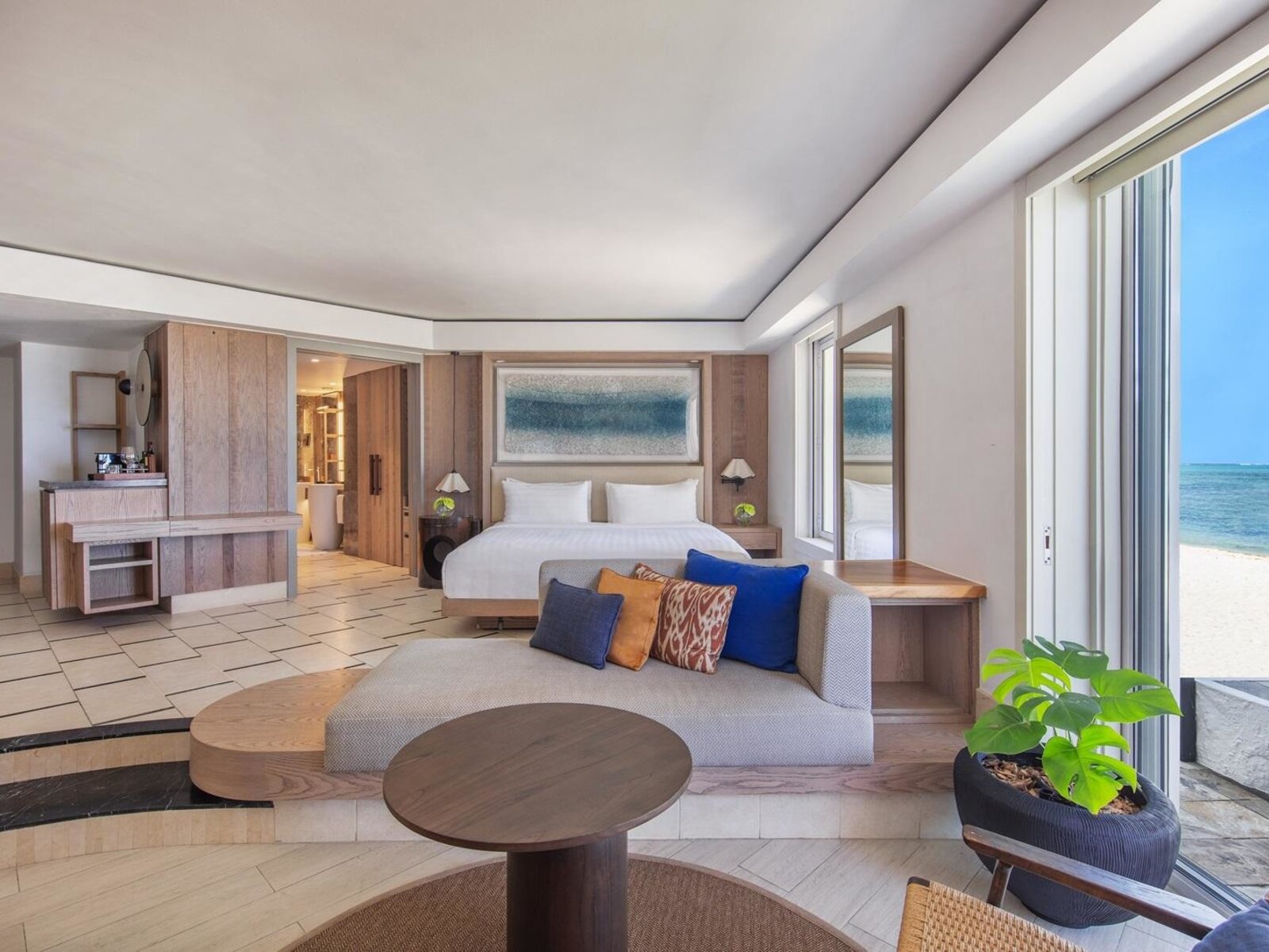 Wohnbeispiel Coral Beachfront Suite