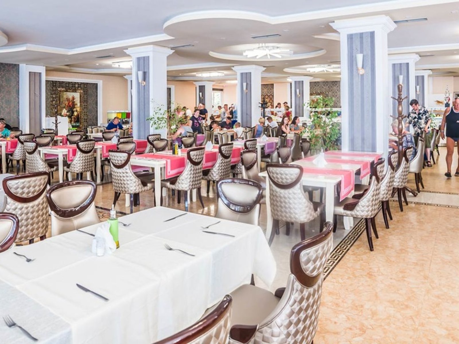 Main Buffet Restaurant