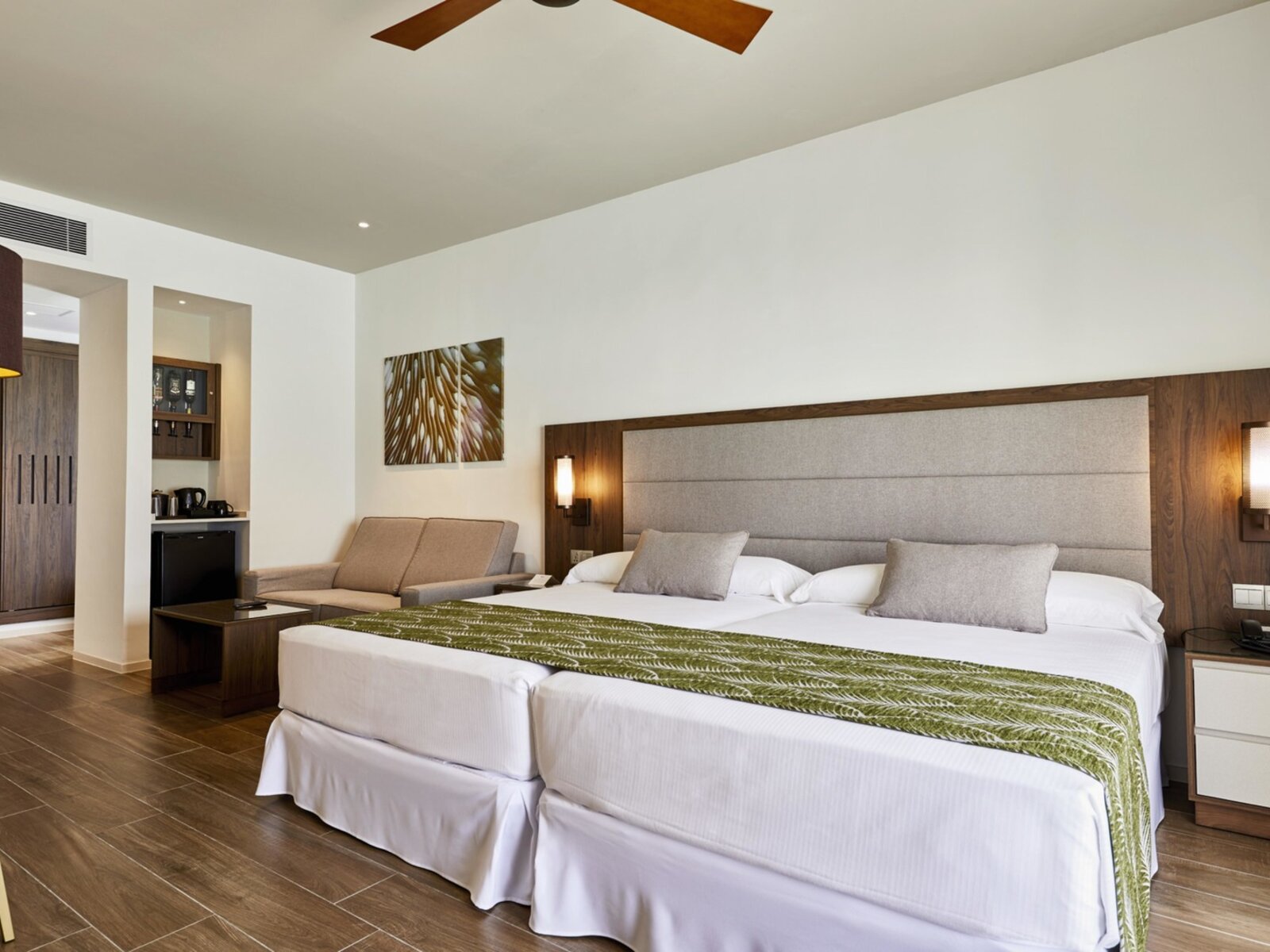 Wohnbeispiel Overwater Junior Suite