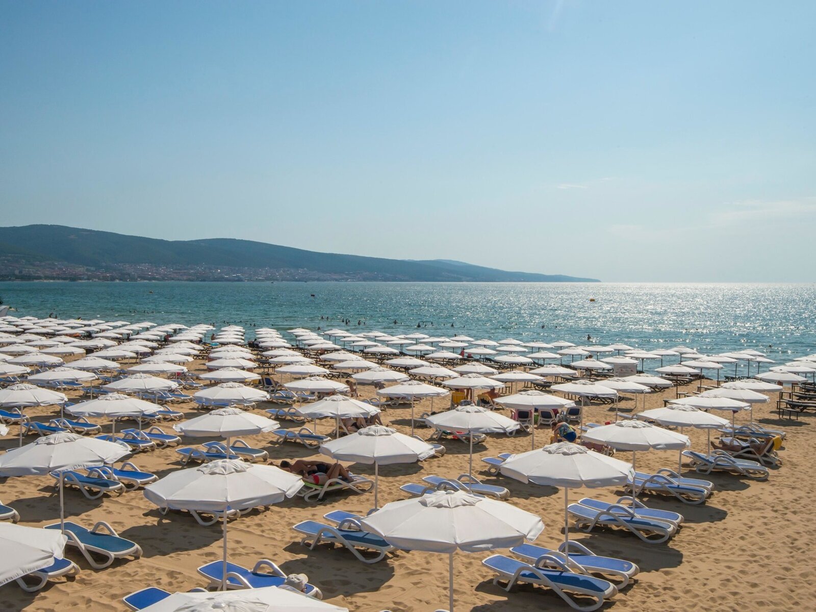 Beach bar(open from 01.06- close 15.09)