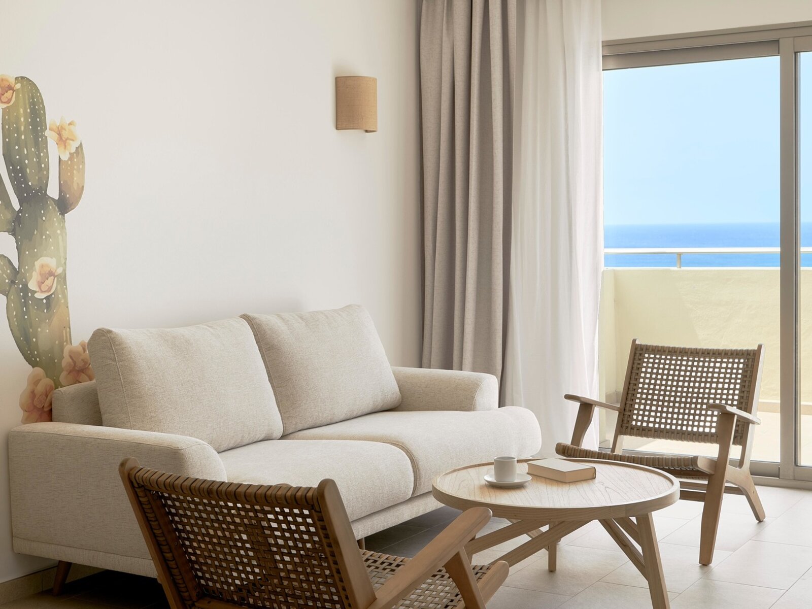Wohnbeispiel Suite Sea View Priority Location
