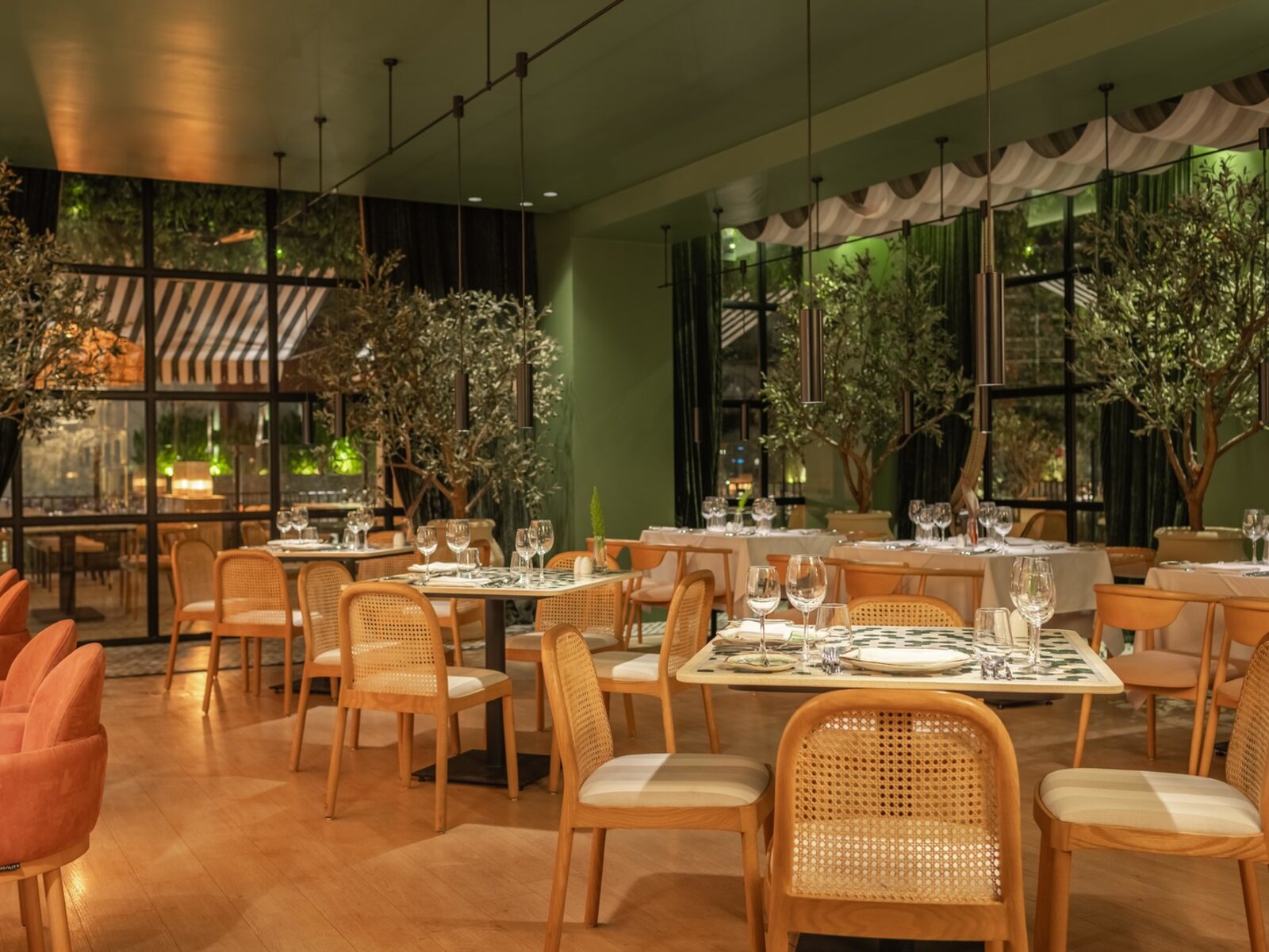 Le Bistro