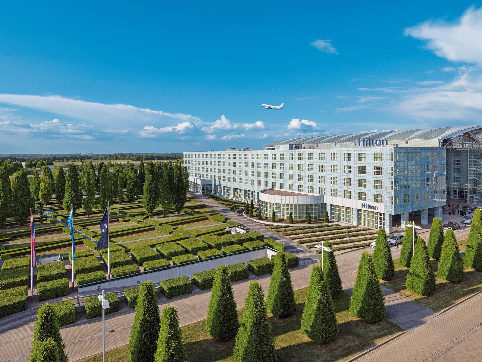 Hilton Munich Airport - München Urlaub inkl. Flug » ltur