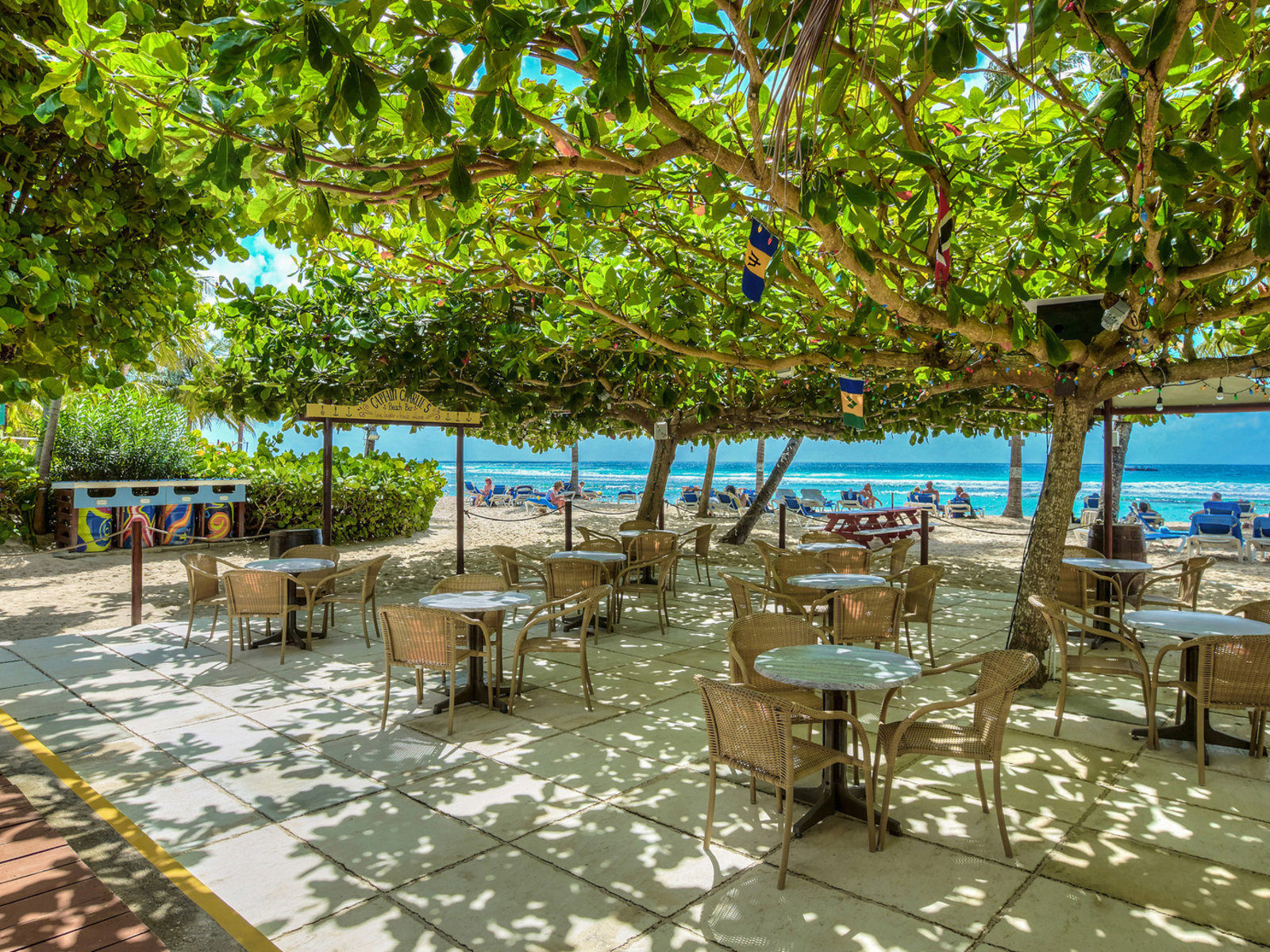 Captain Charlie's Beach Bar