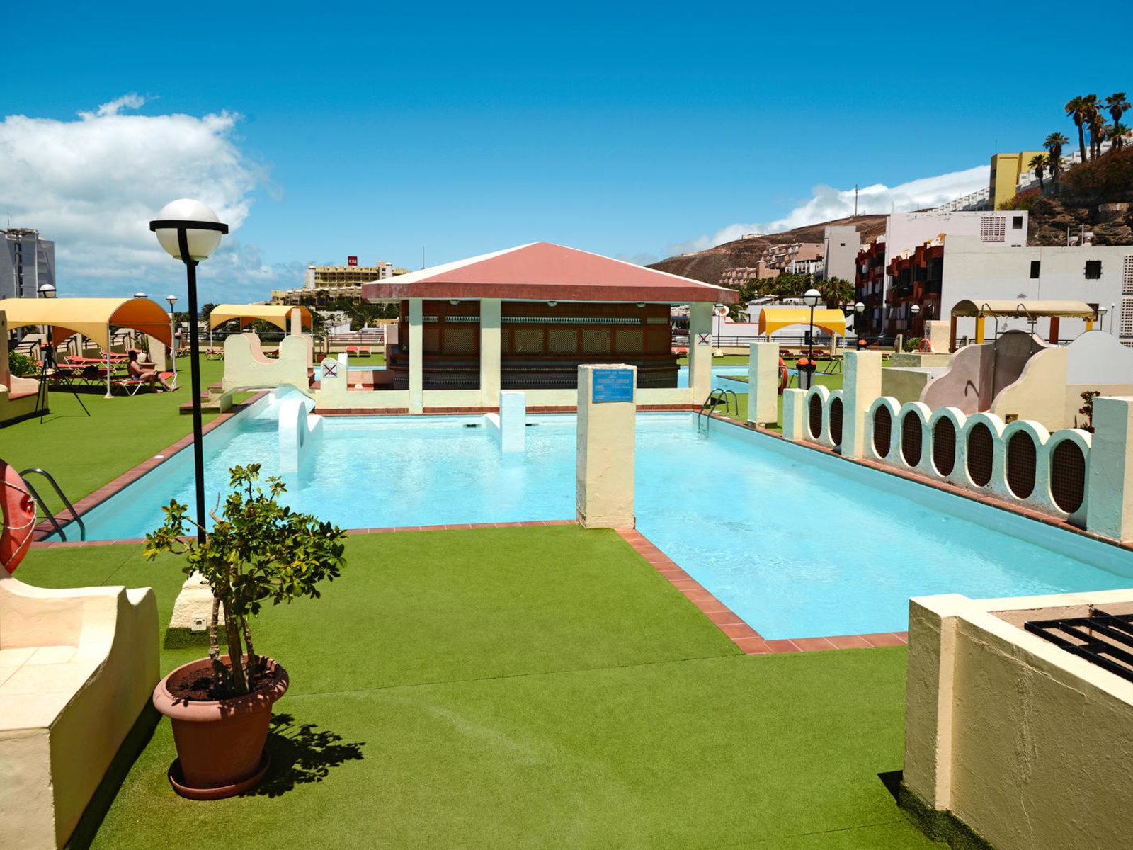 Pool