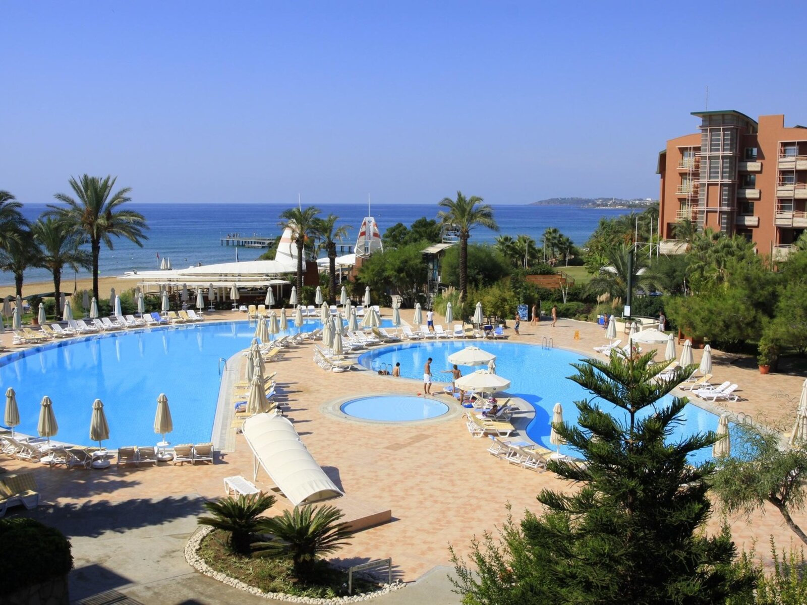 MAIN POOL