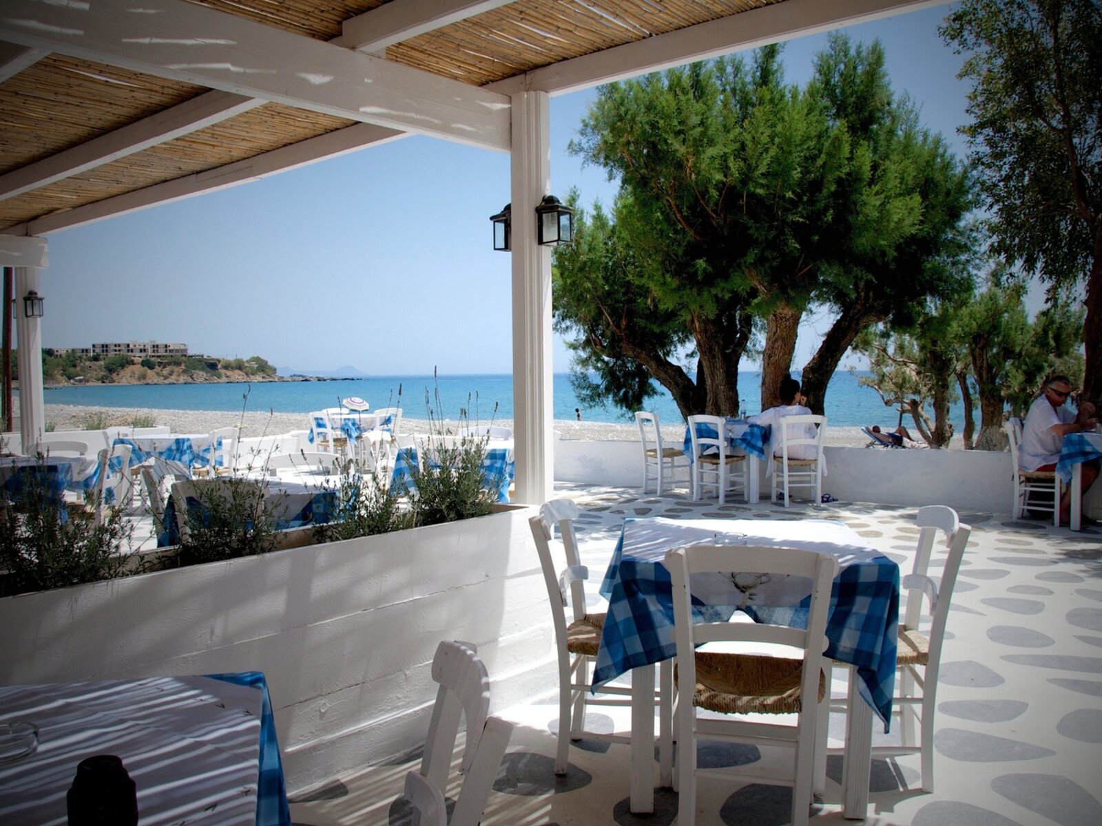 AVRA BEACH RESTAURANT