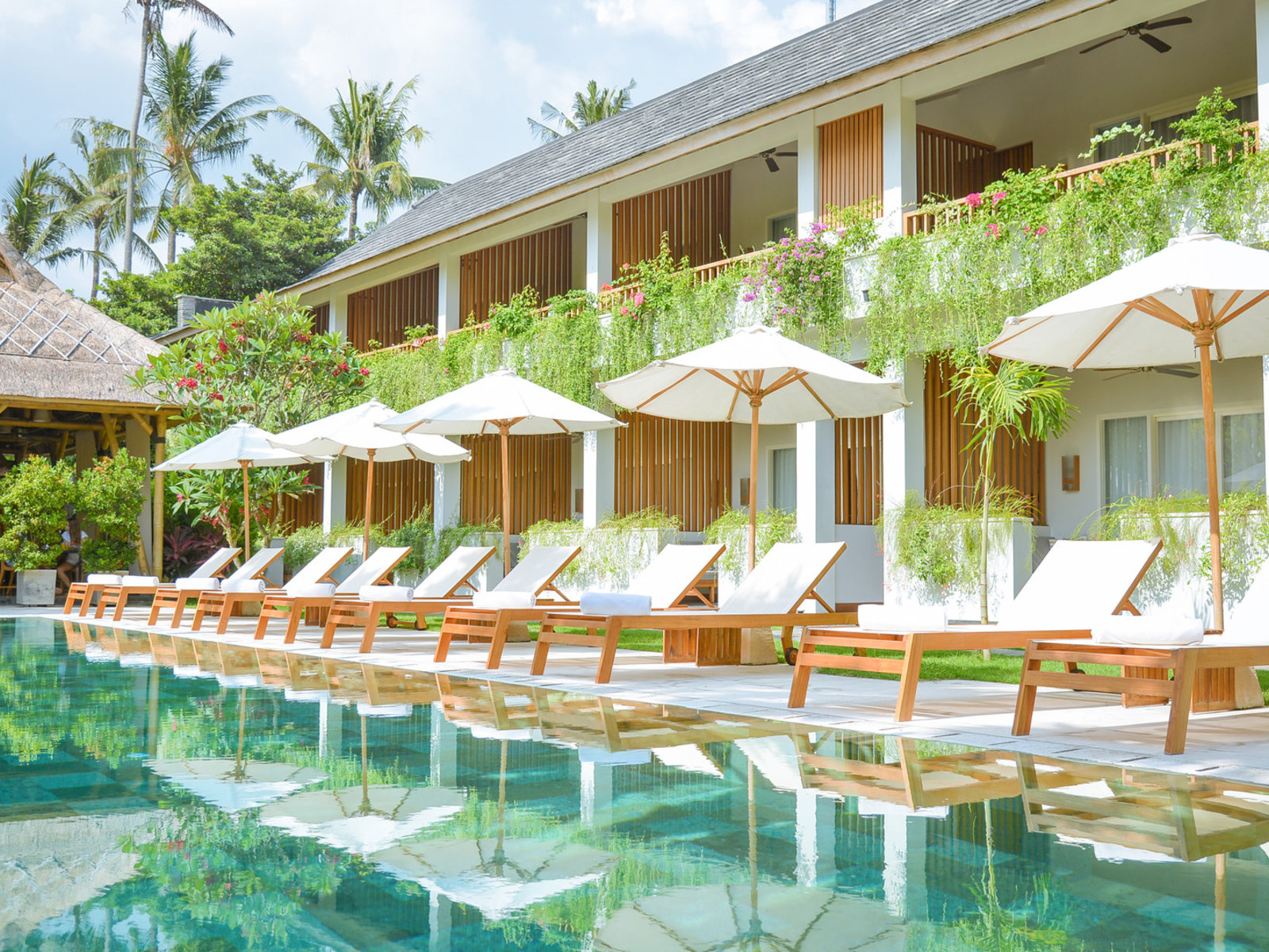Hotel The Open House Bali in Jimbaran günstig buchen bei