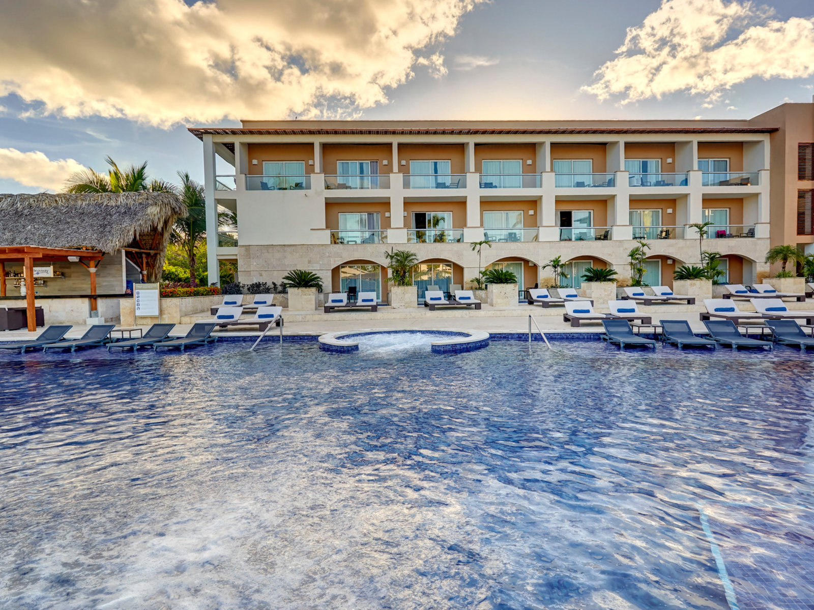 Exclusive Hideaway Adults Only Pool