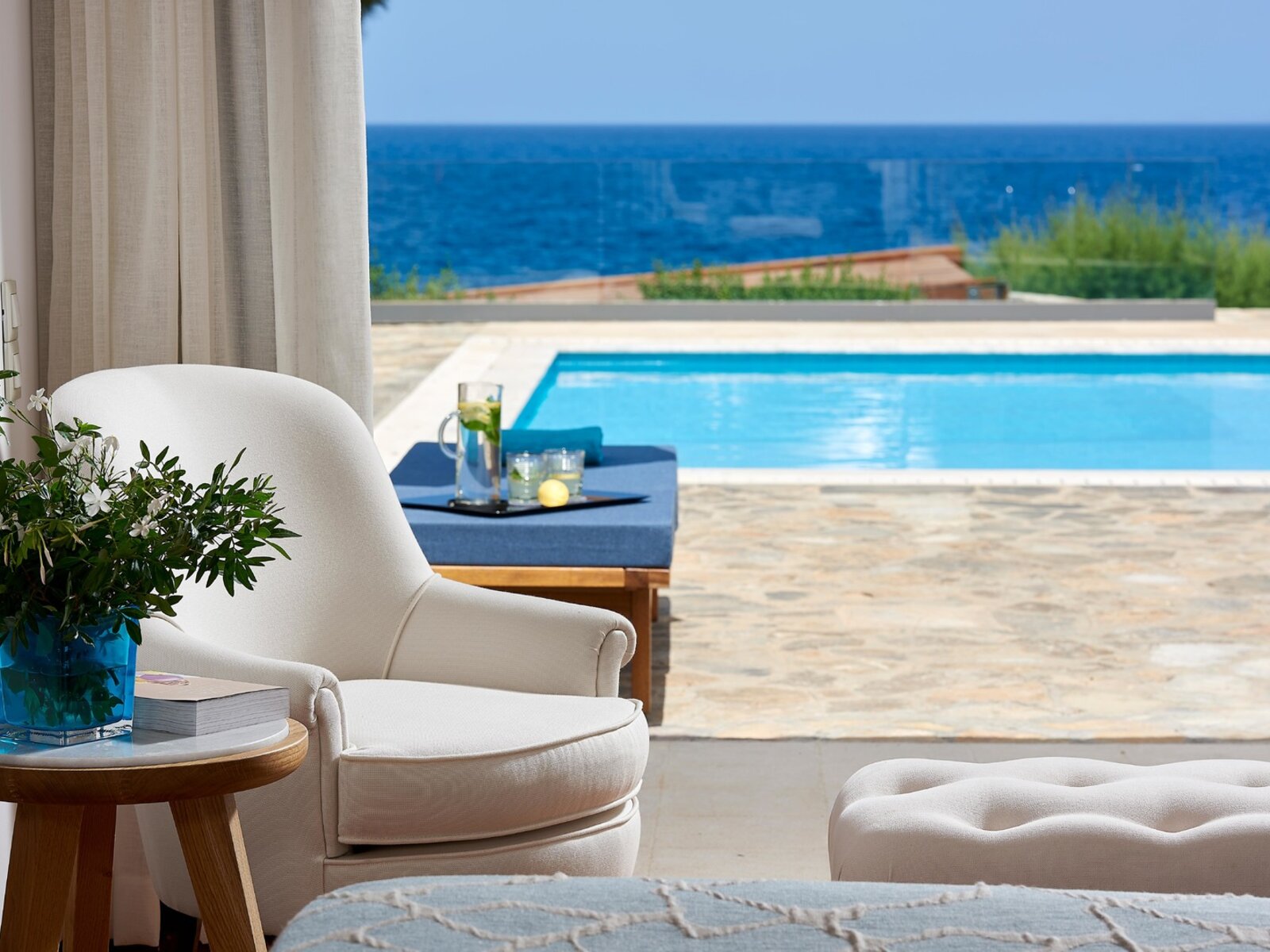 Wohnbeispiel Club – Suite Two Bedroom Seaview Private Pool
