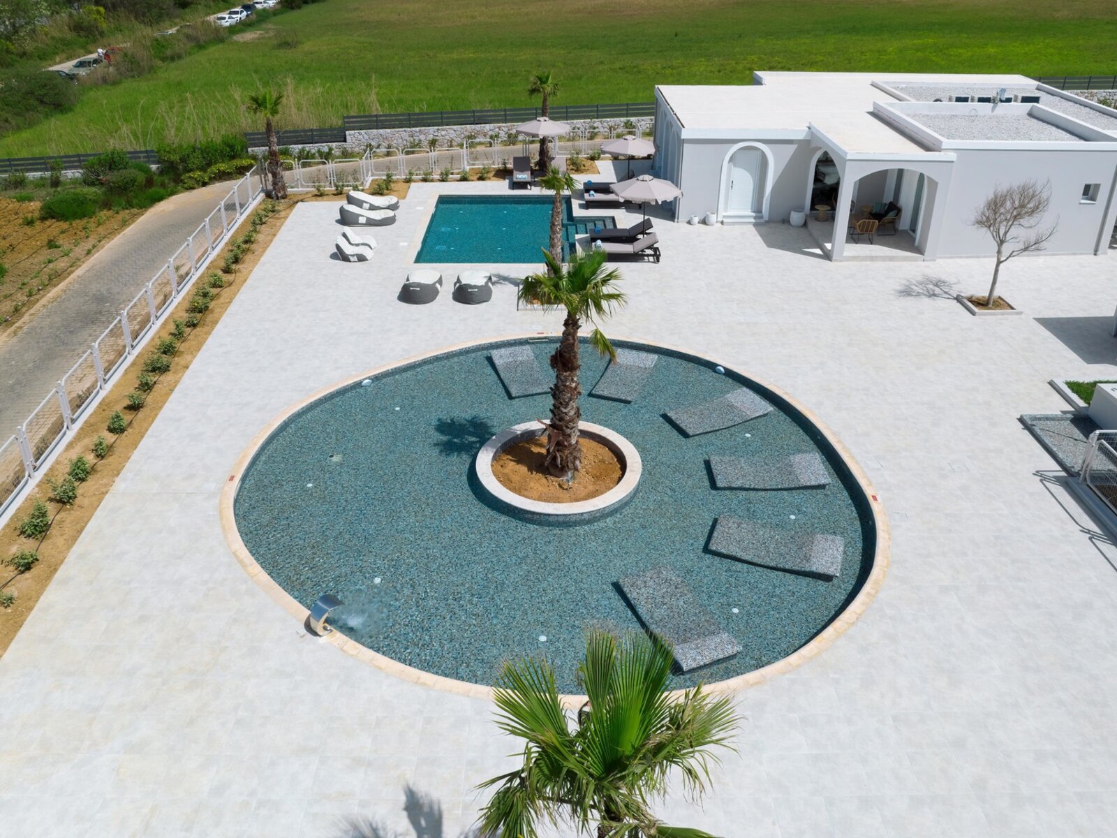 Wohnbeispiel 3 bedroom grand villa private pool