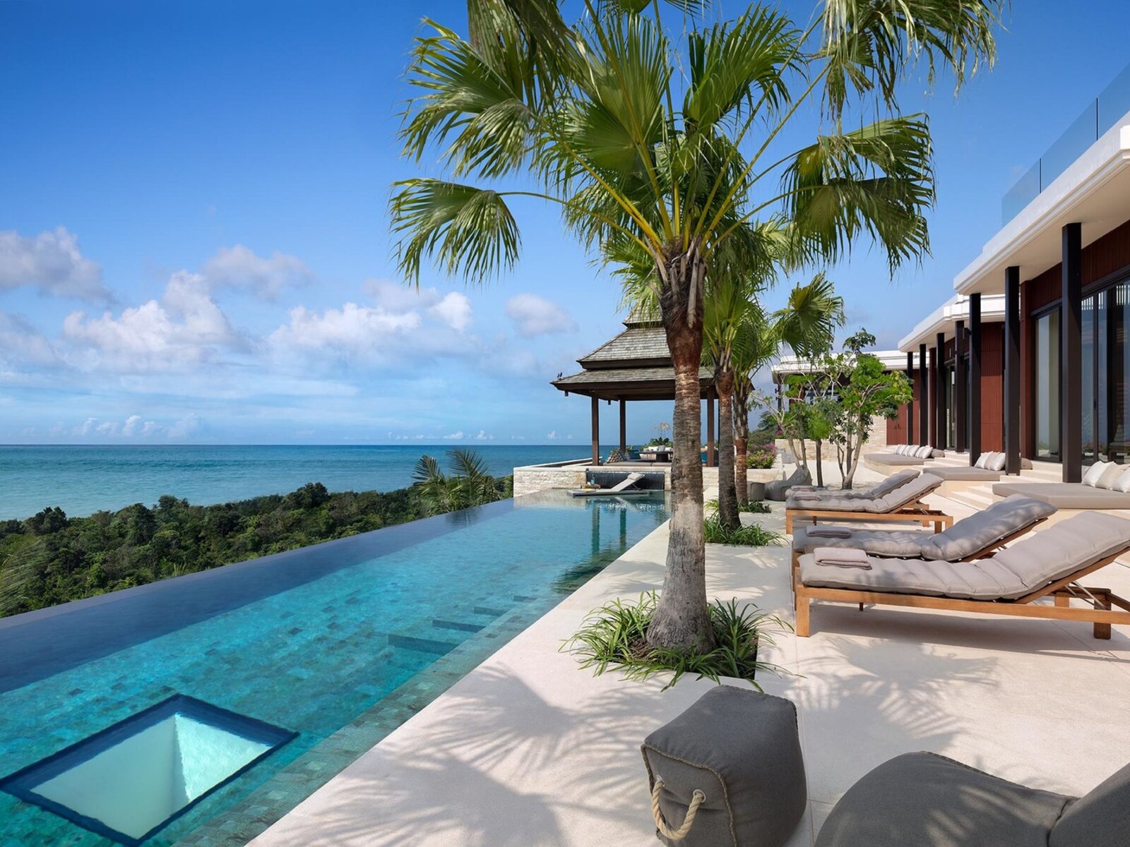 Wohnbeispiel Three Bedroom Sea View Residence