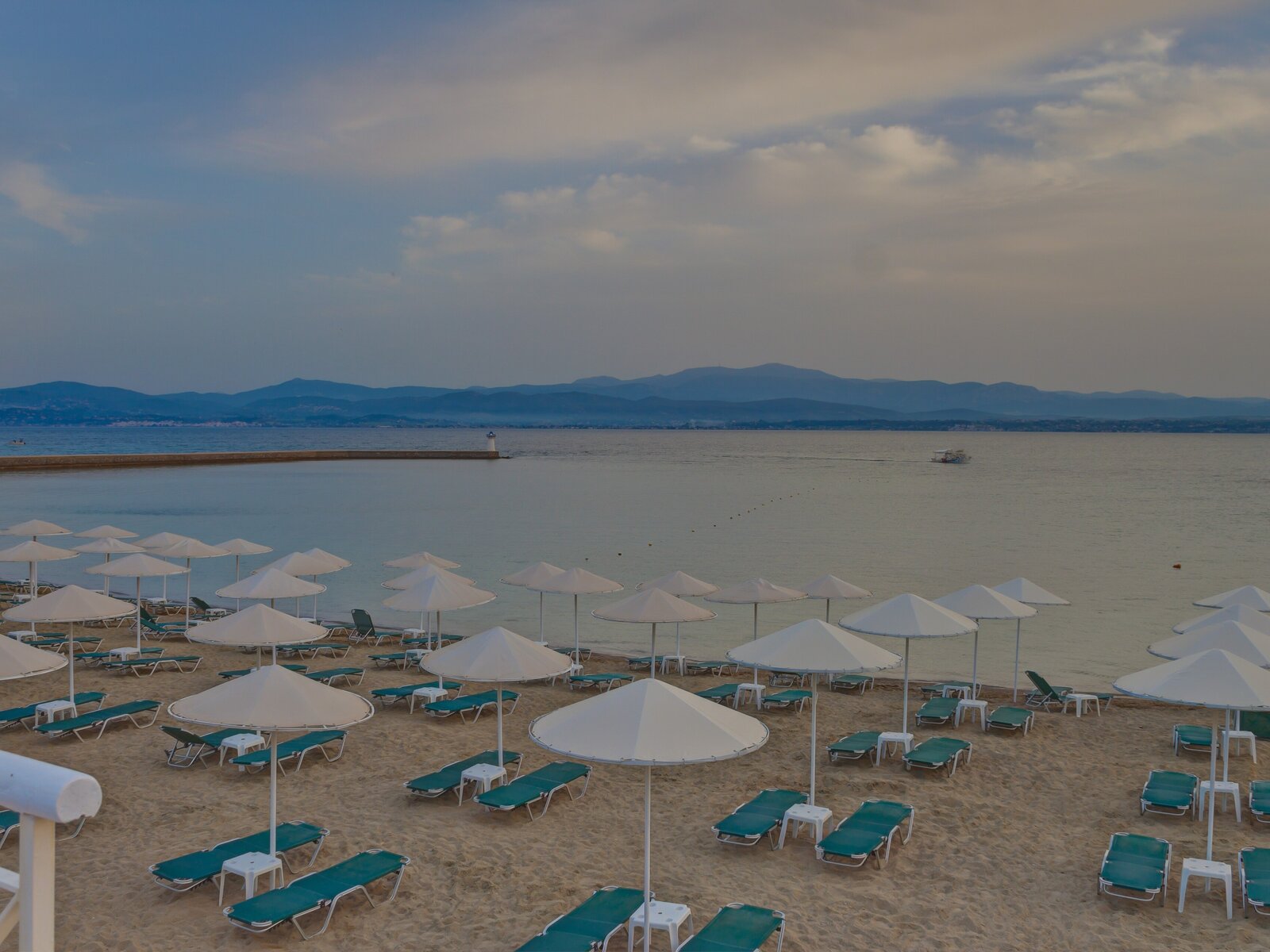 Strand