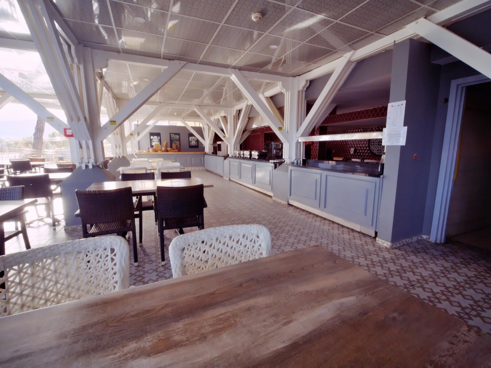 Snack Bar