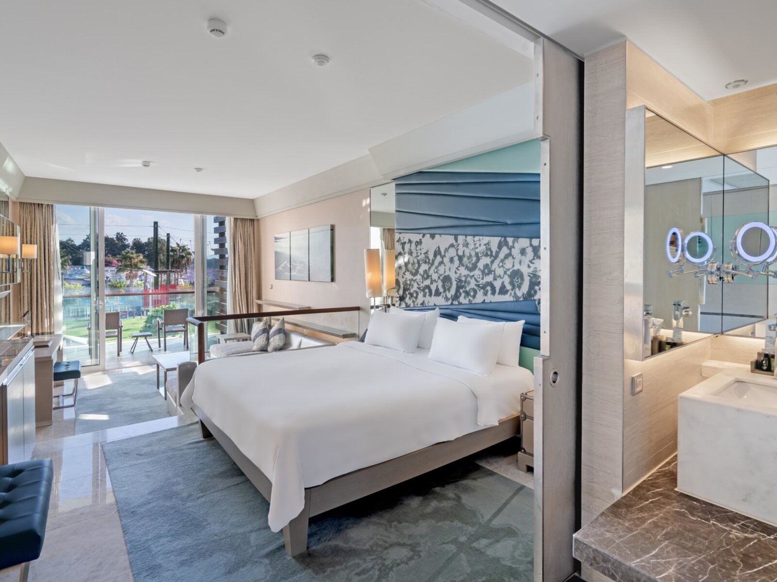 Wohnbeispiel Pool Suite Upper Floor