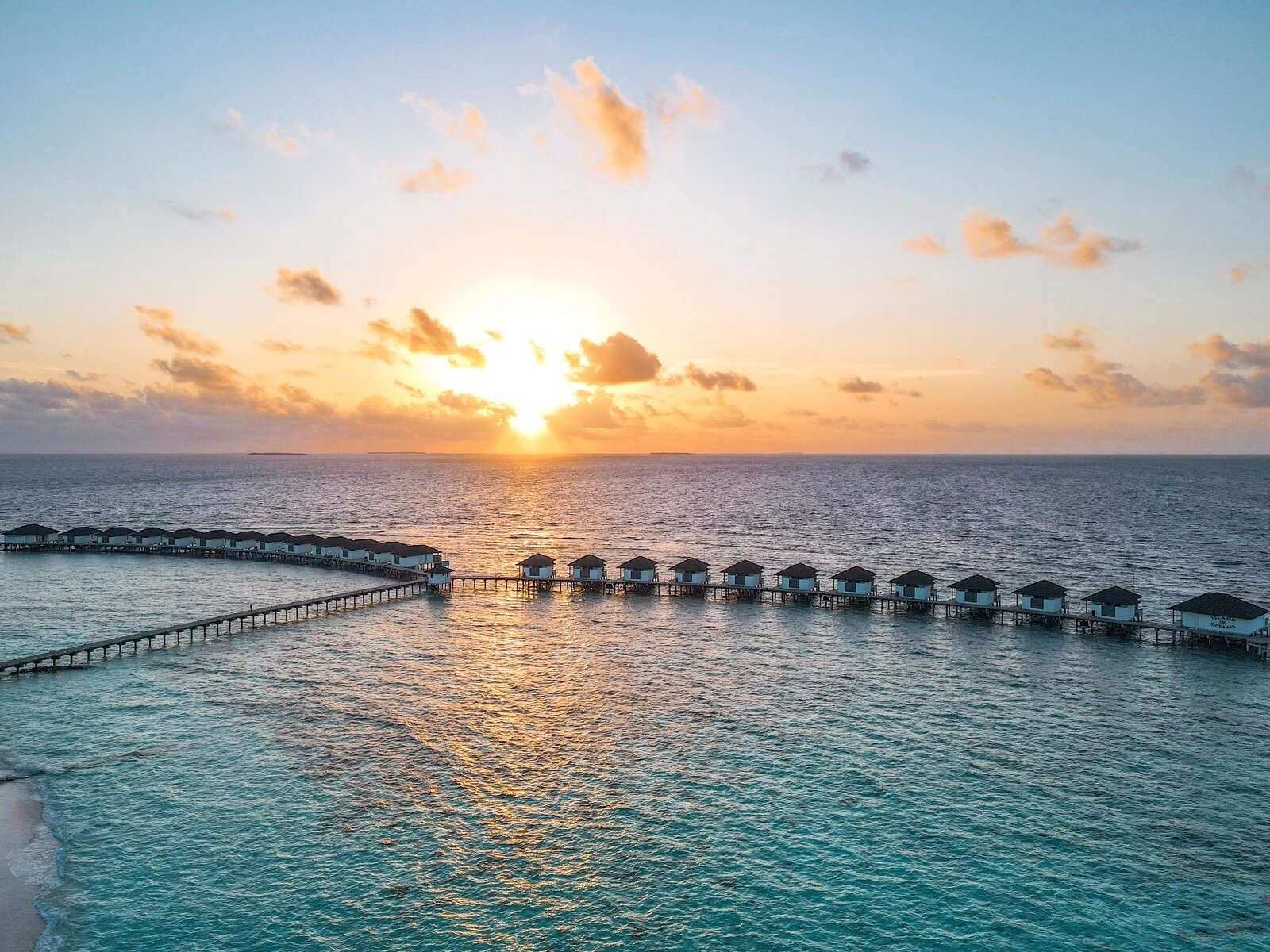 Wohnbeispiel Water Villa Sunset View