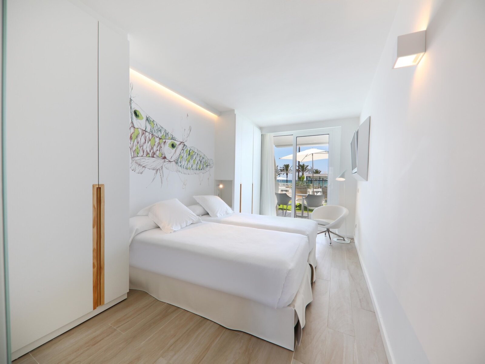 Wohnbeispiel Double Room Pool View