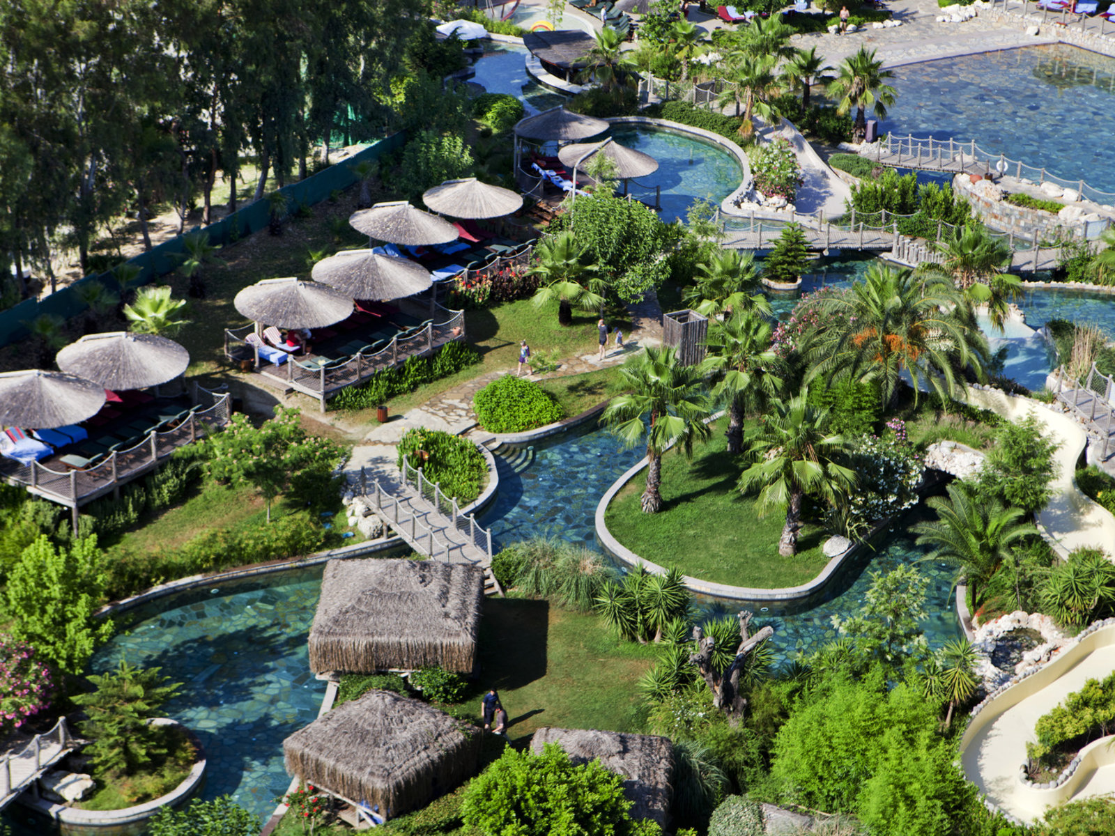 LAZY RIVER