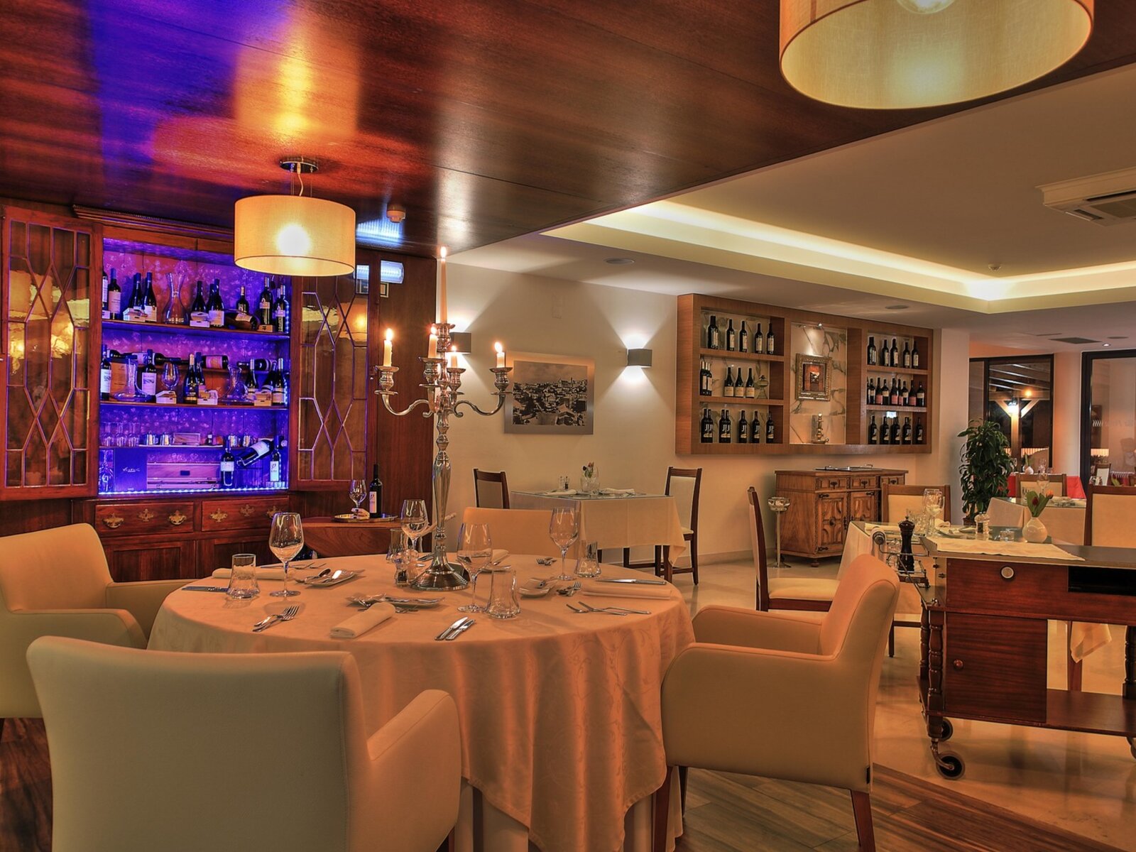 Xeirus Restaurant