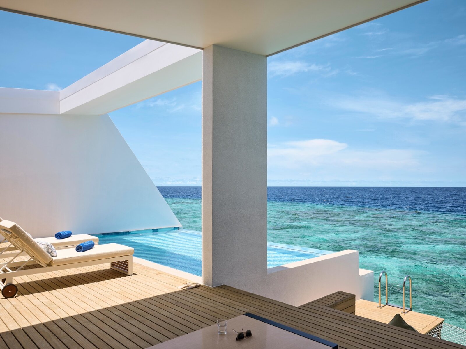 Wohnbeispiel Funamadua One Bedroom Water Villa Pool