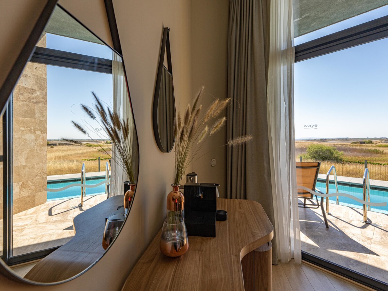 Wohnbeispiel Lagoon Swim-Up Room