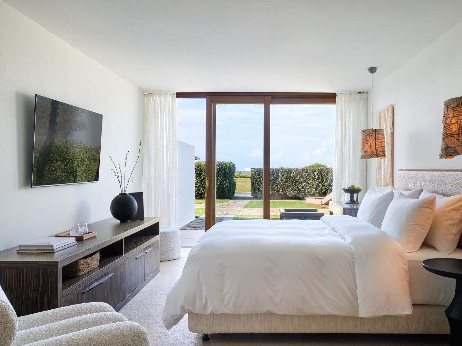 Wohnbeispiel Luxury Bungalow with Garden Front Row
