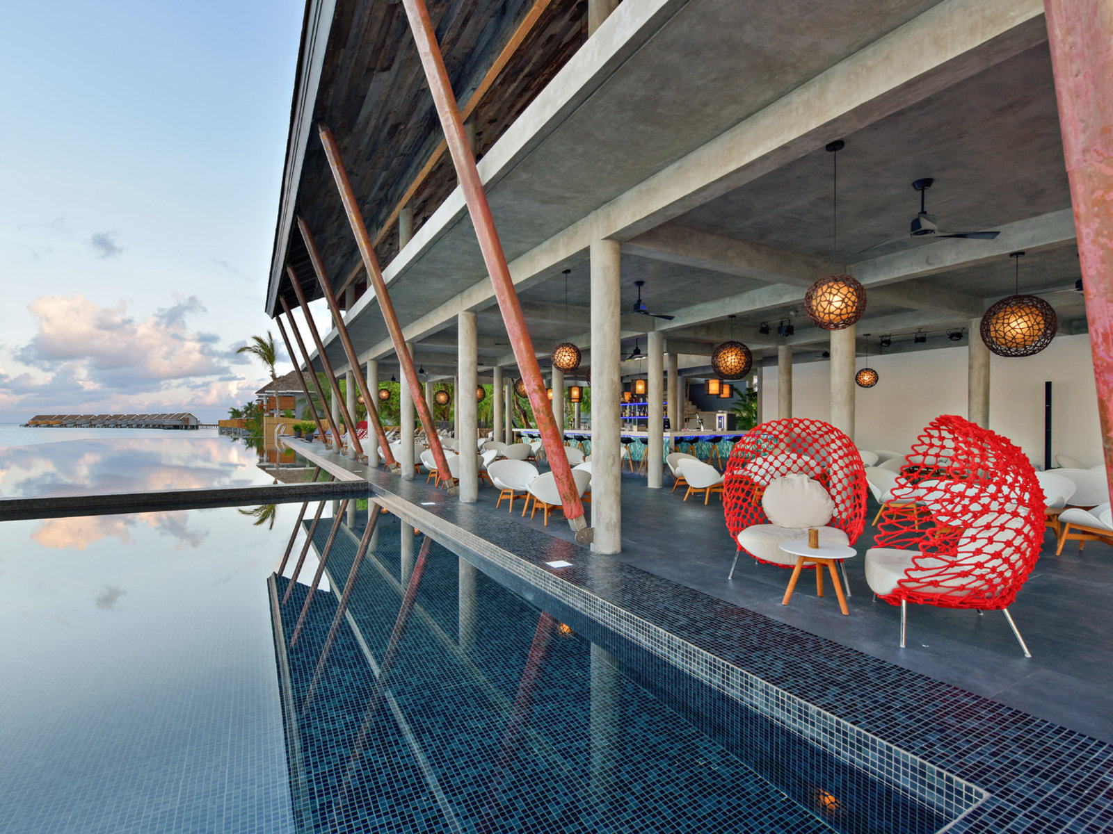 Laguna Bar & Pool