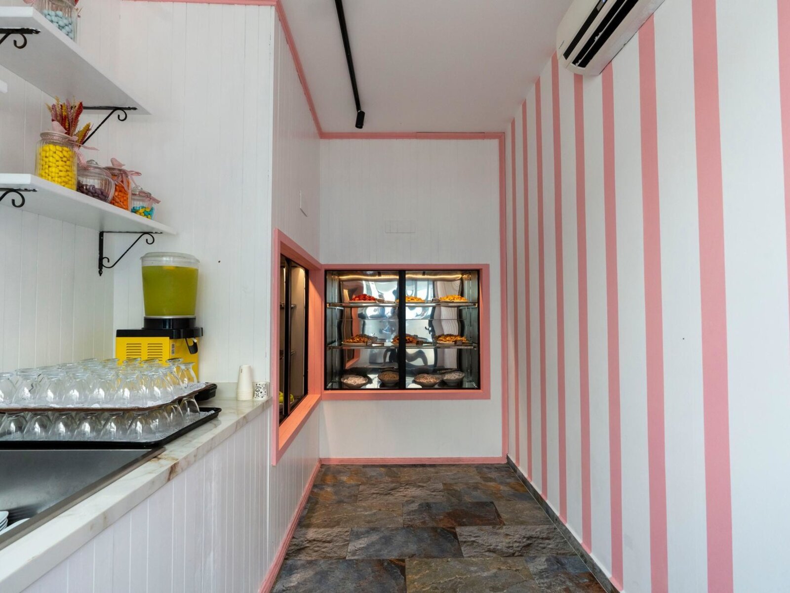 Lobby Bar