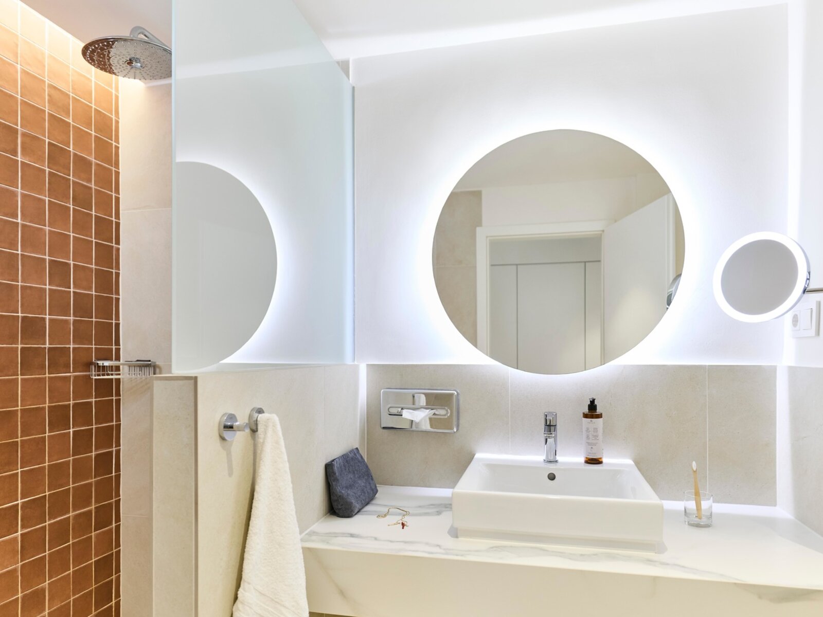 Wohnbeispiel Single with Child Double Room Classic