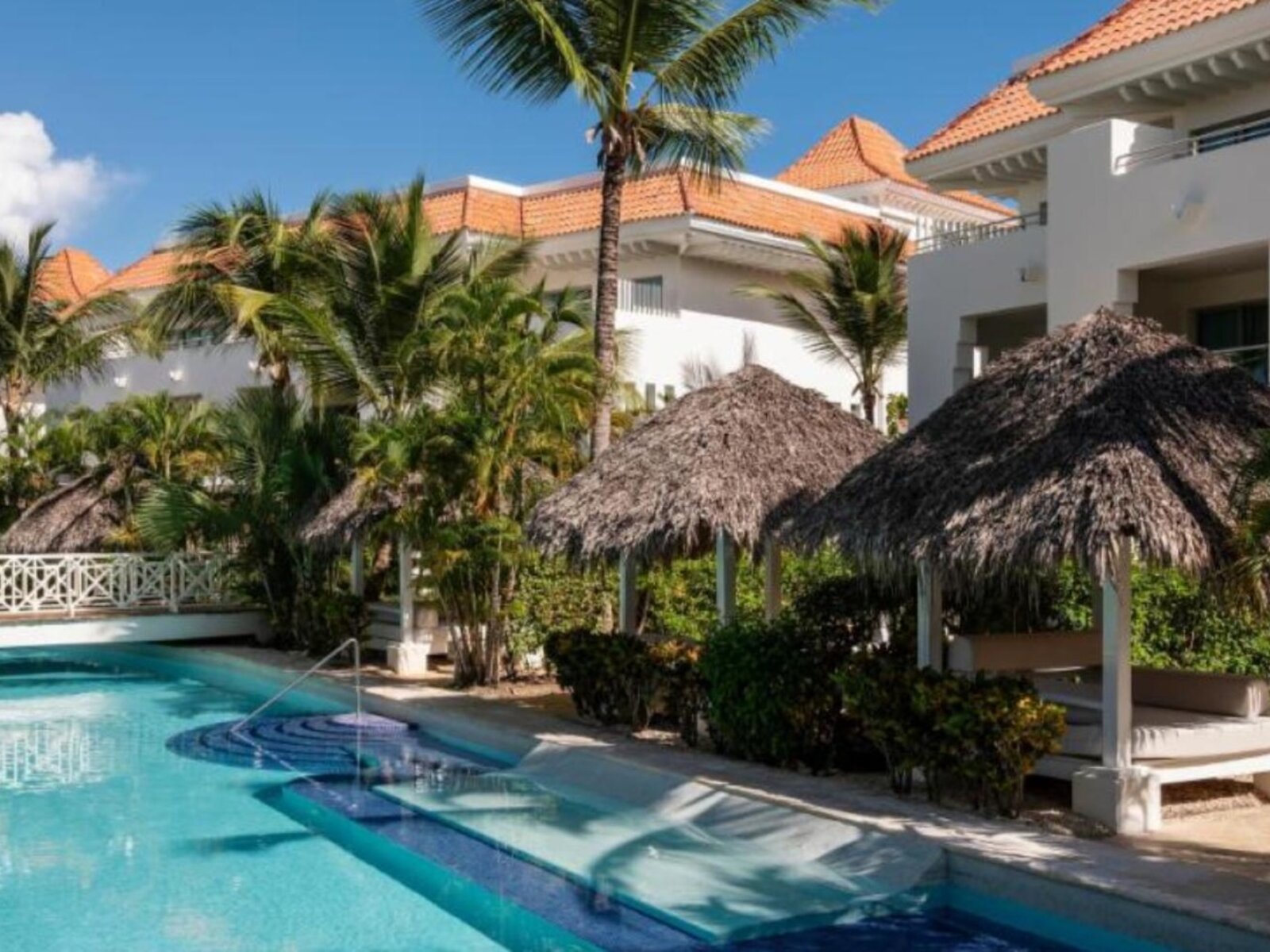 Wohnbeispiel Two Bedroom Master Suite Zel Swim Up