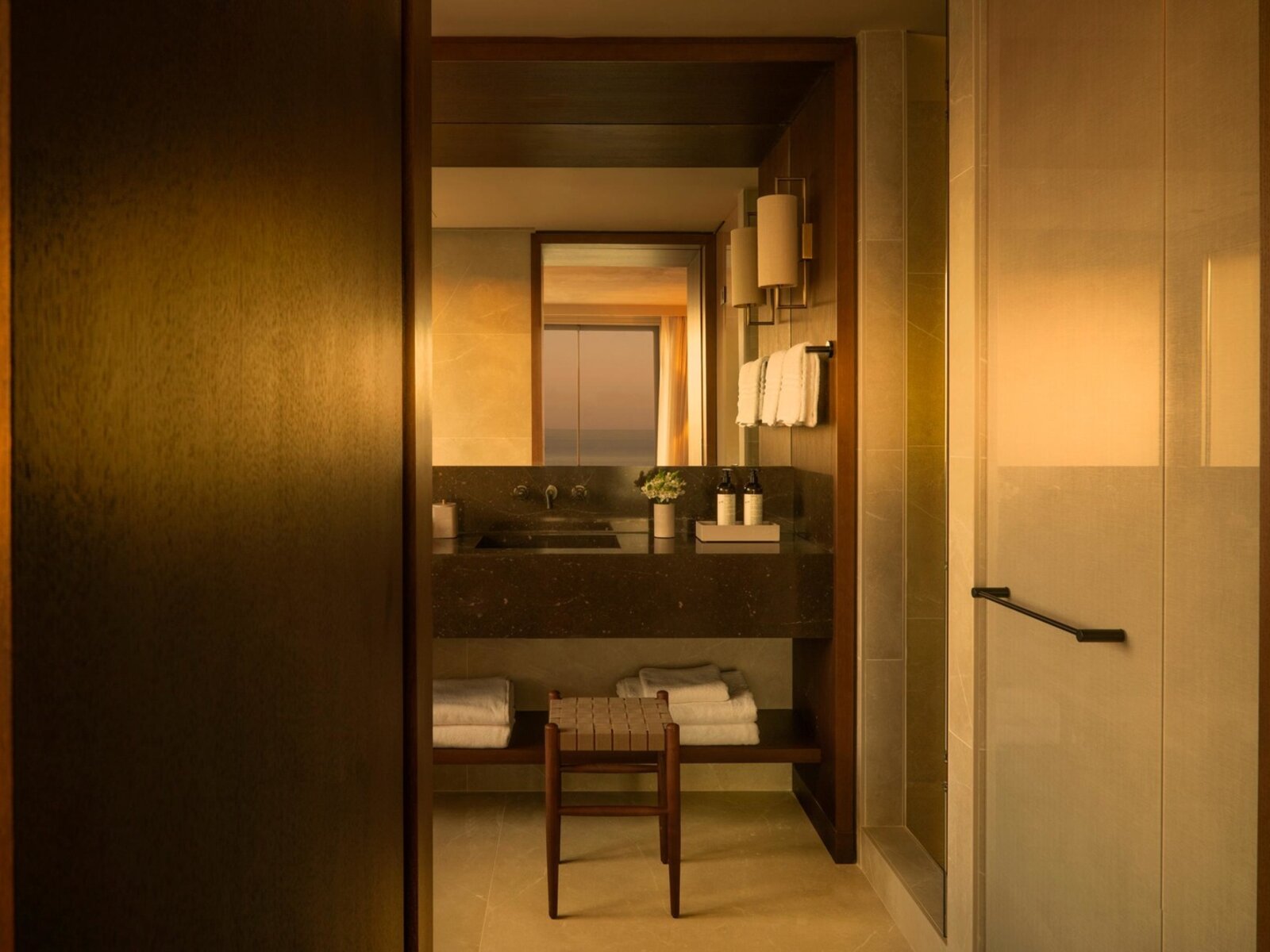 Wohnbeispiel One Bedroom Sea View Suite