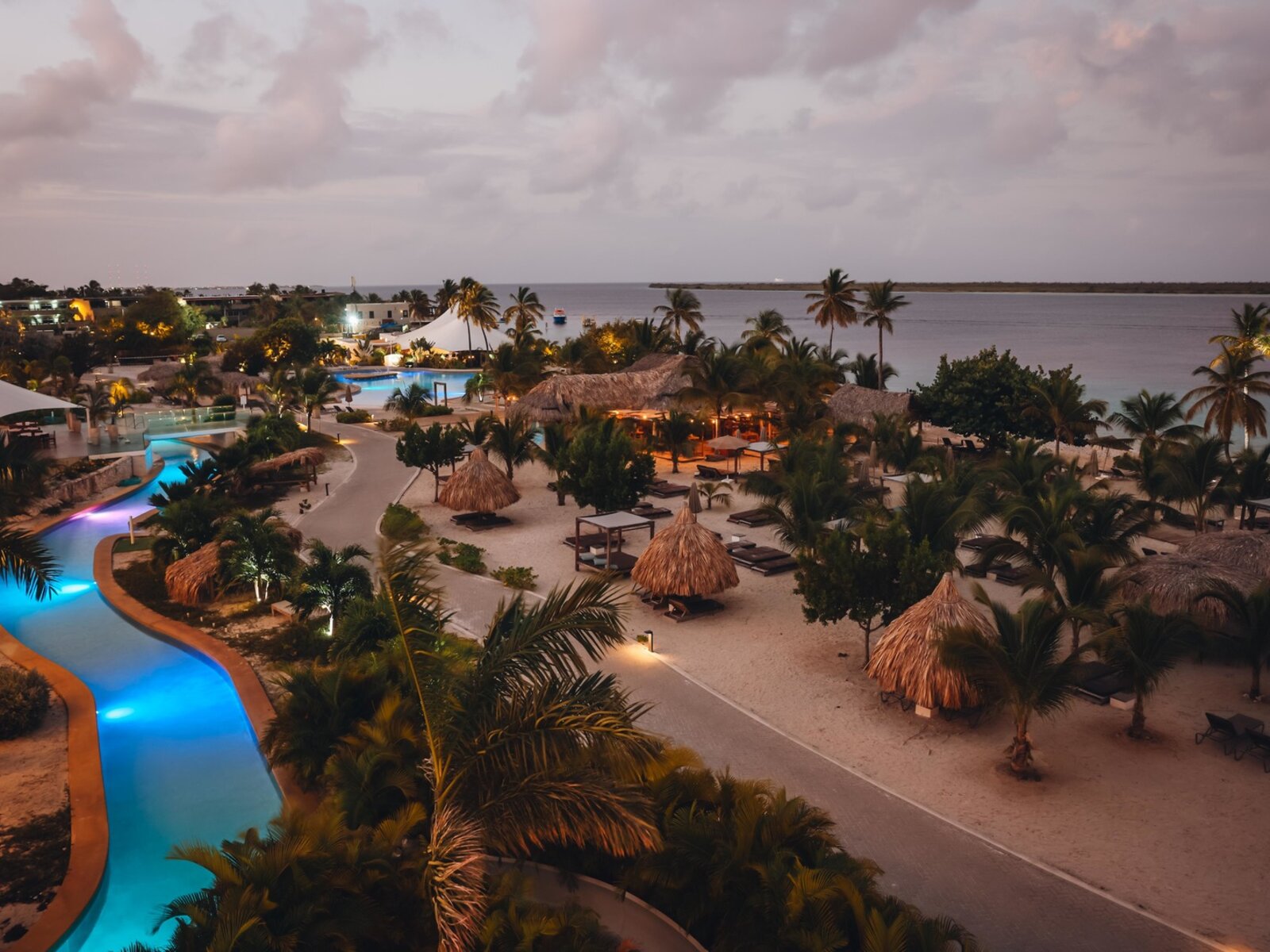 Lazy river water park