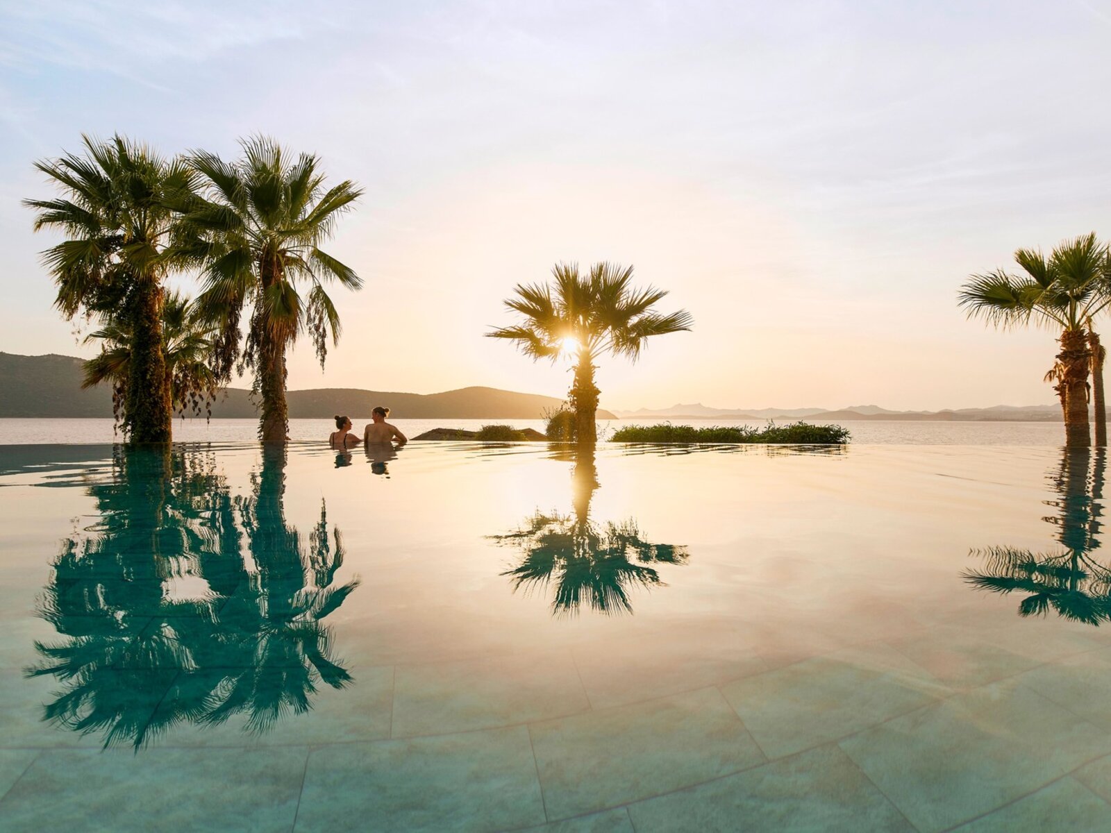 Infinitypool