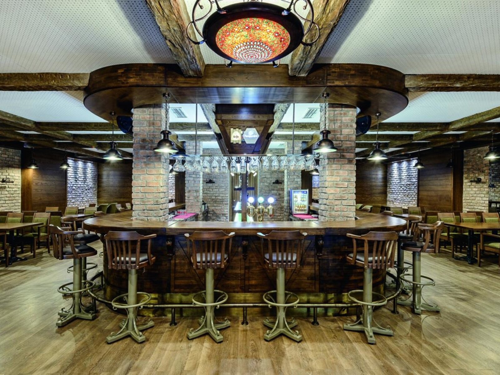 Iris Pub