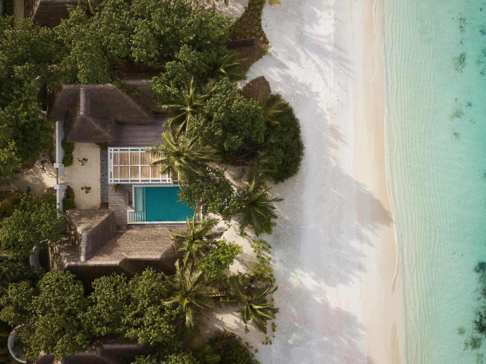 Wohnbeispiel Two Bedroom Beach Villa with Pool
