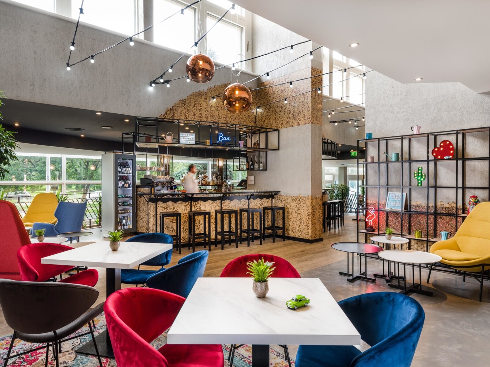 Station Bar