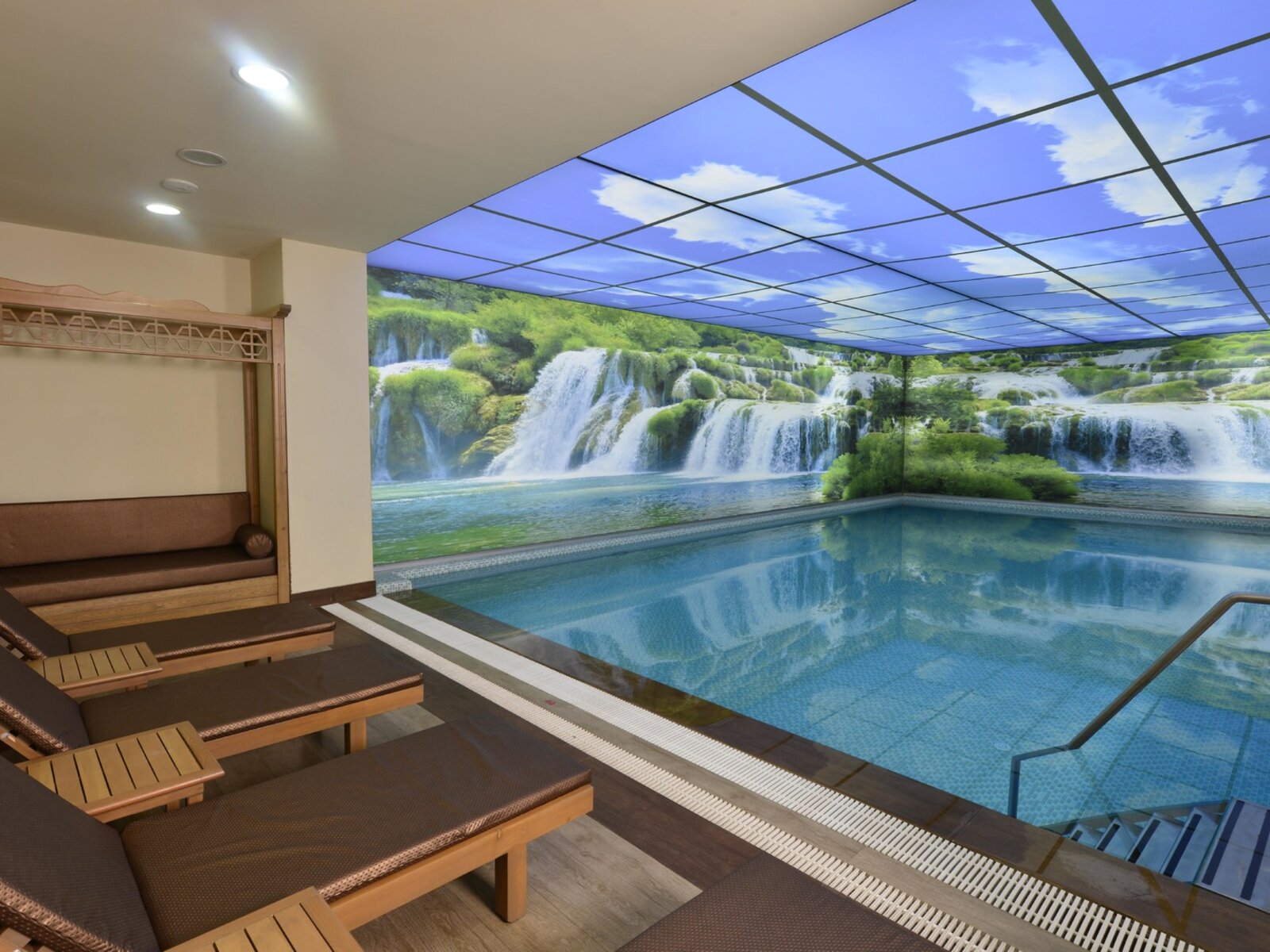 Indoor swimming pool block B