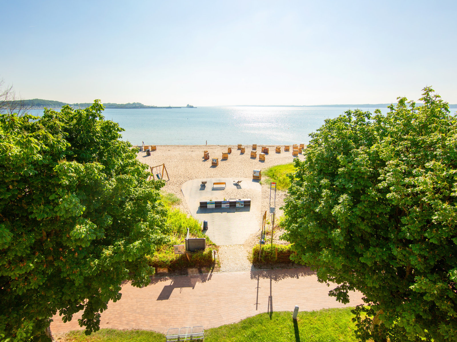 Wohnbeispiel Junior Suite / Kategorie IV zur Seeseite