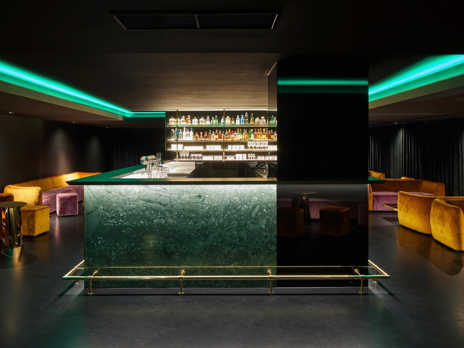New York Bar