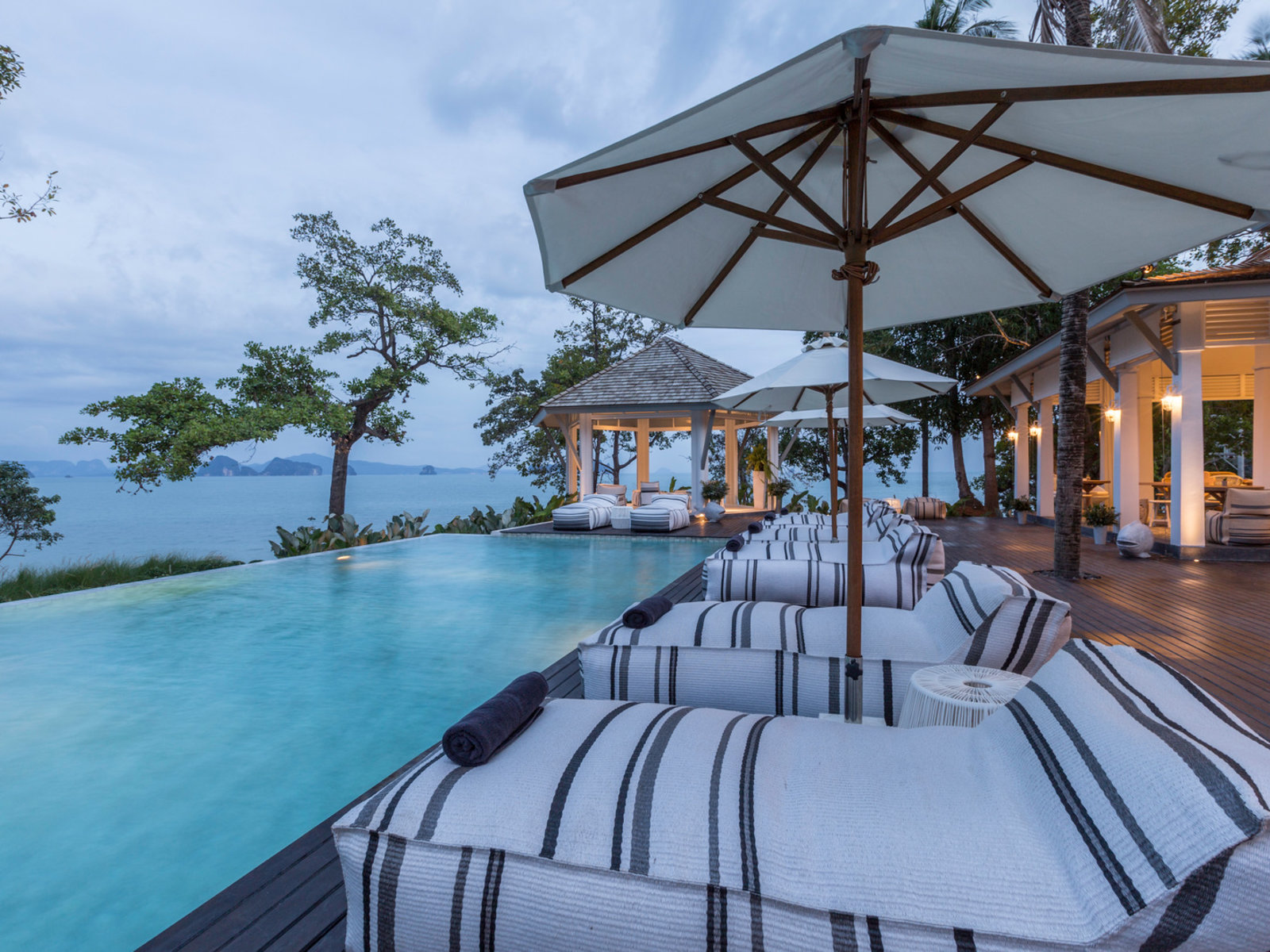 Infinitypool