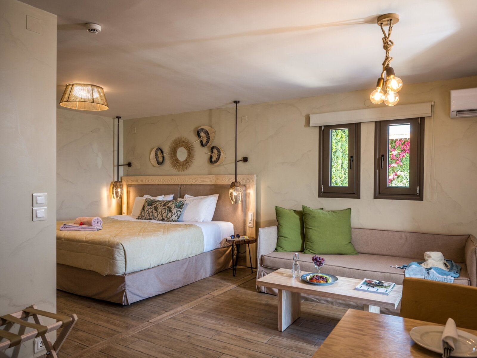 Wohnbeispiel Elite Suite with outdoor jacuzzi