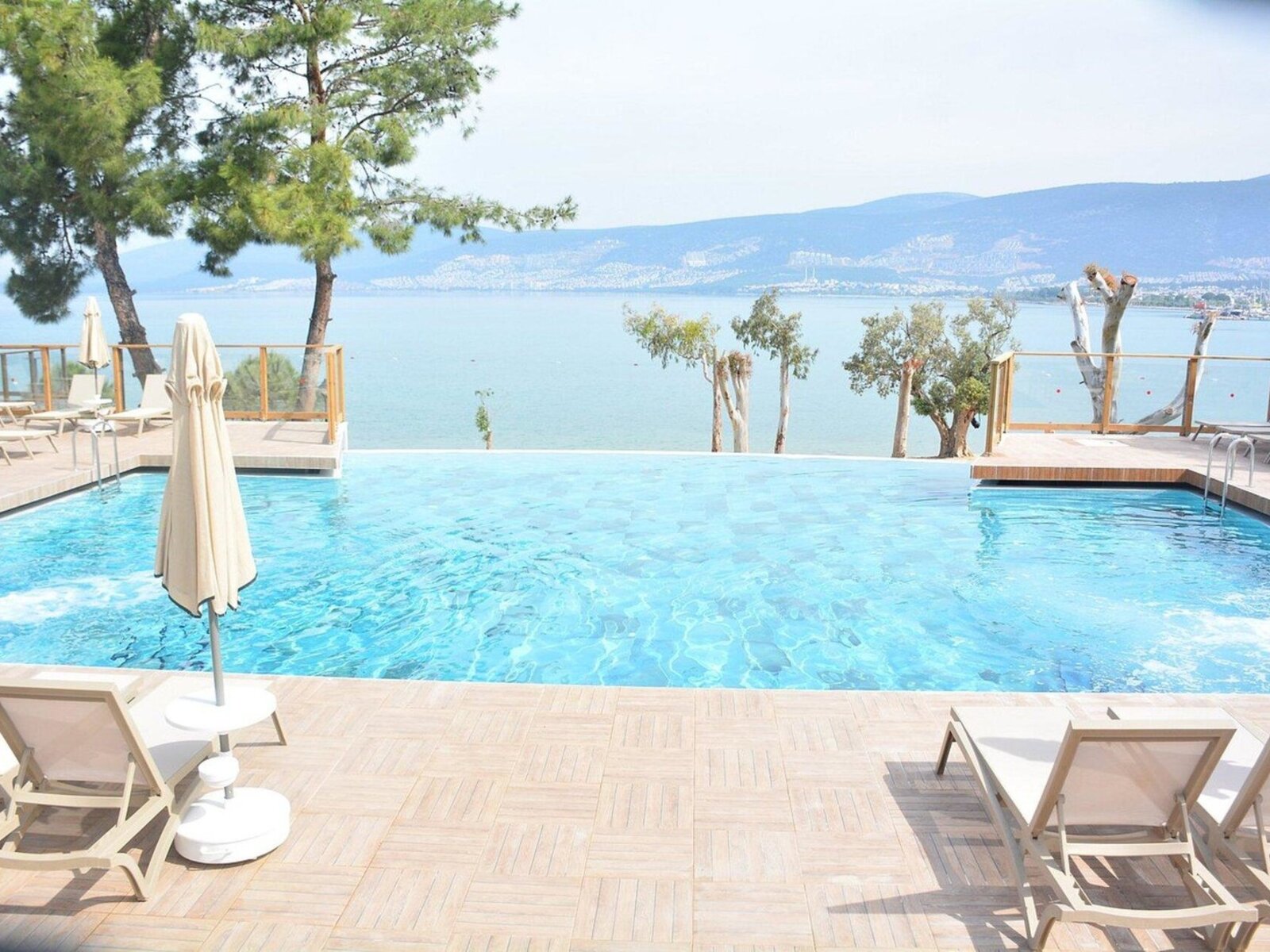 Infinity Pool