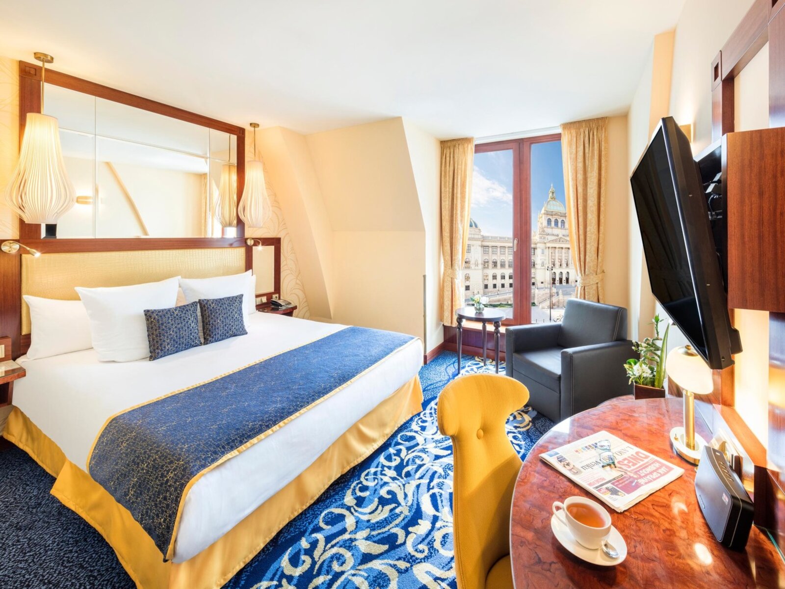 Wohnbeispiel Deluxe Room with city ciew