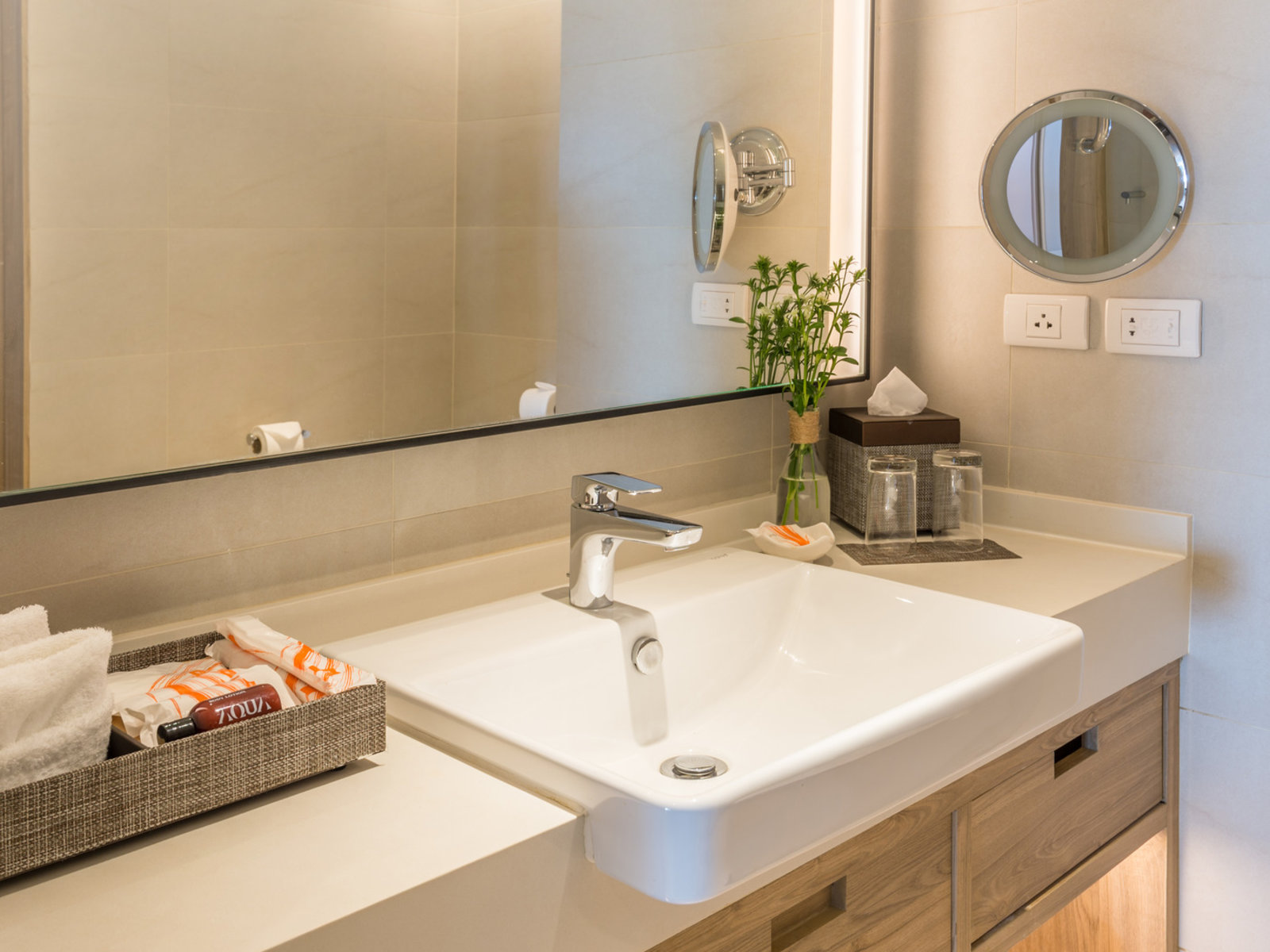 Wohnbeispiel D'Luxe Room with Pool View