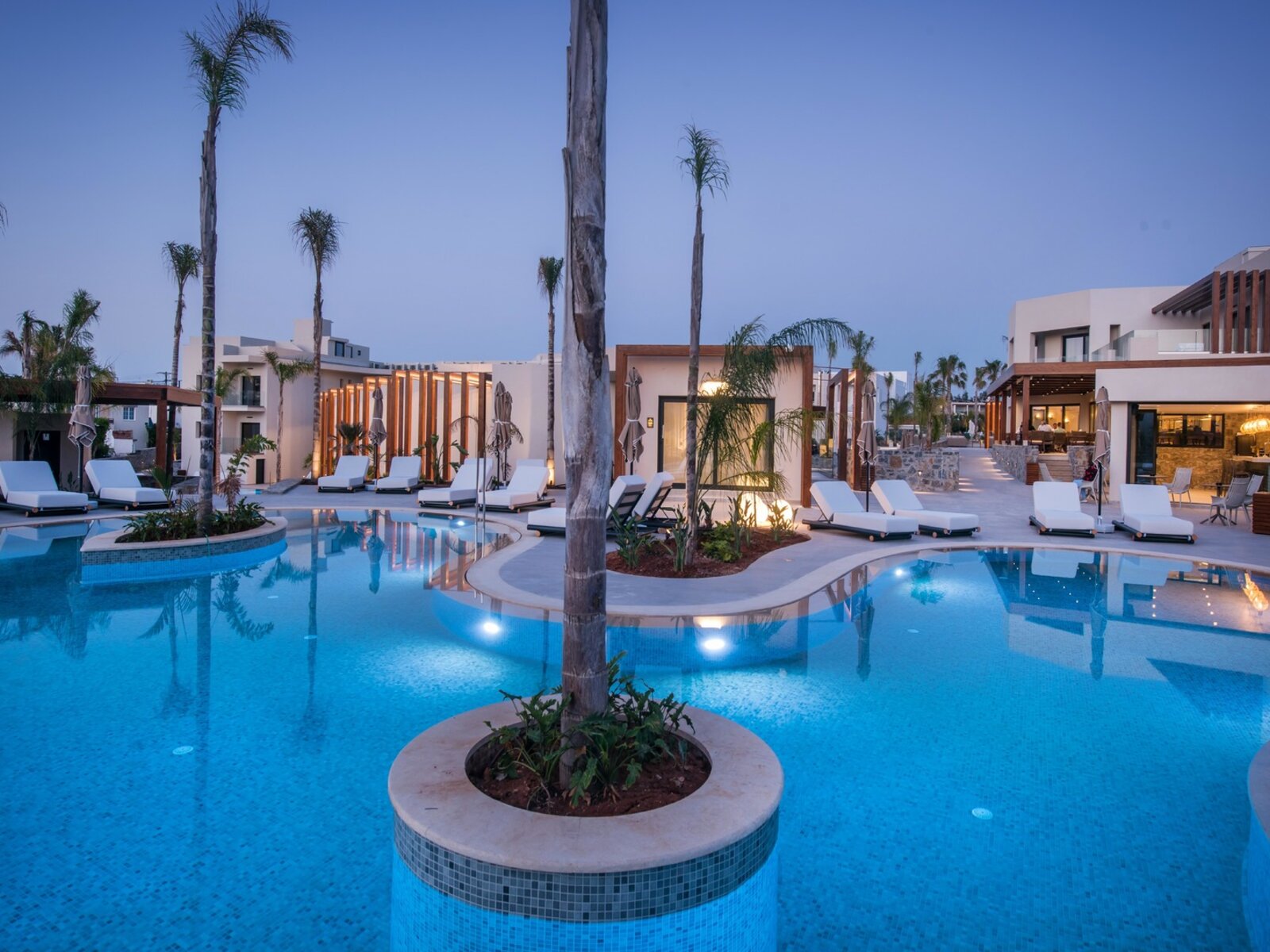 MAIN POOL