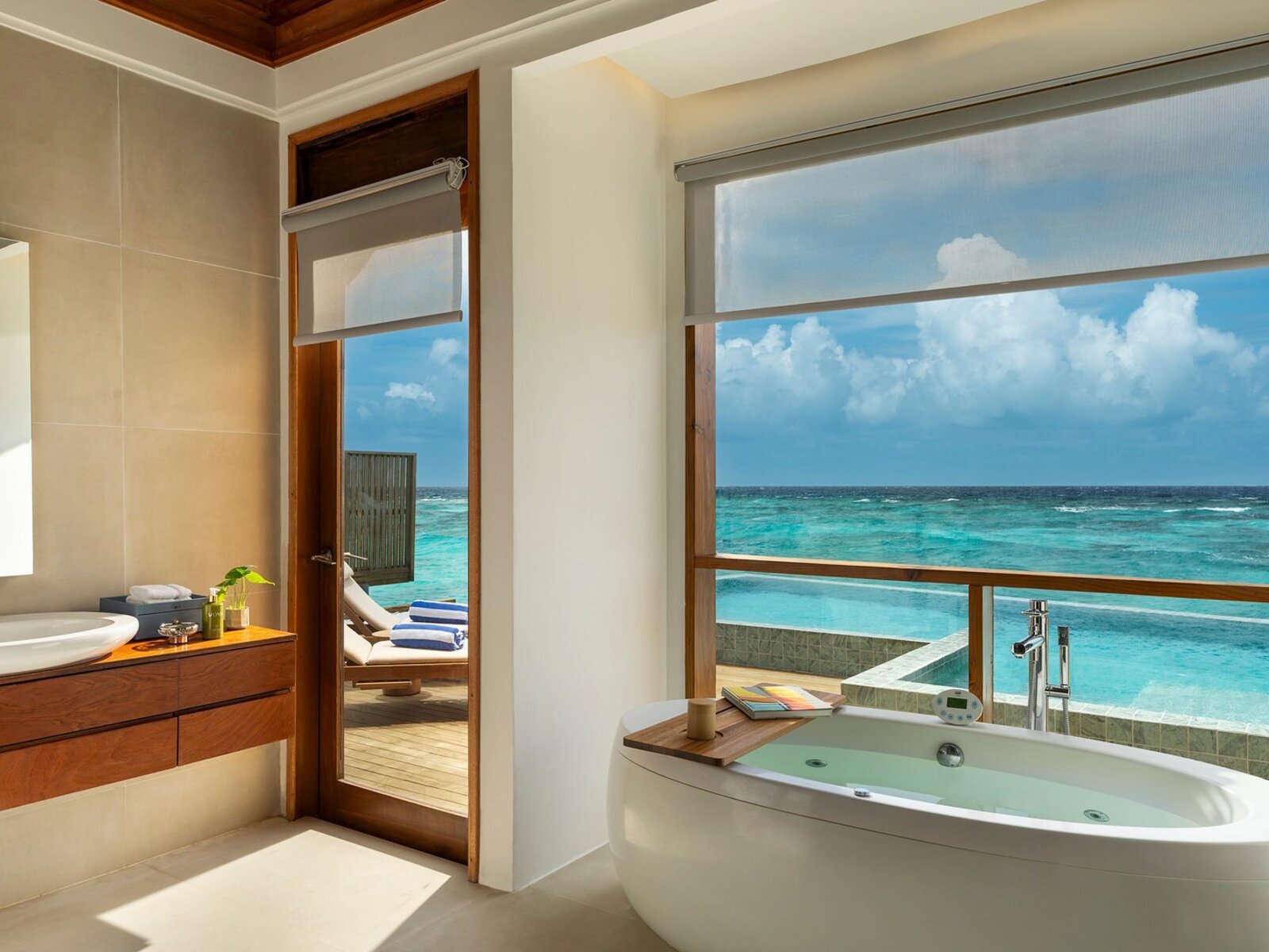 Wohnbeispiel Deluxe Ocean Pool Villa