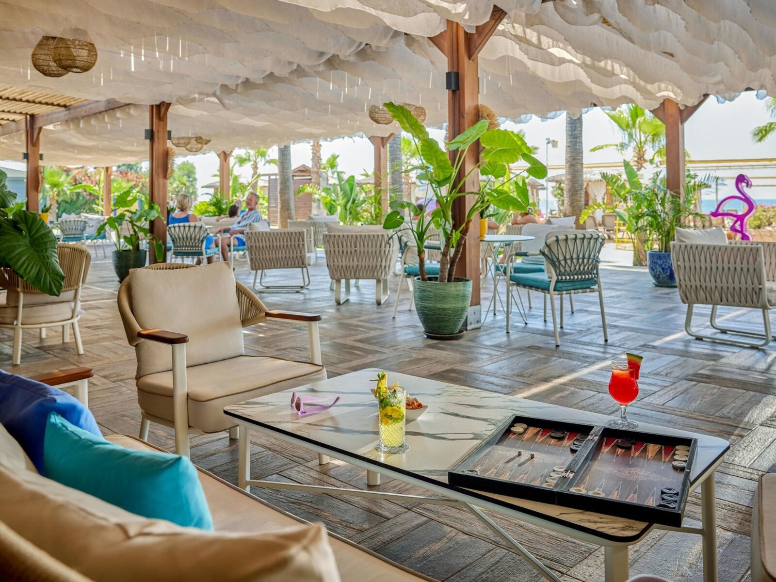 Chill-out Bar